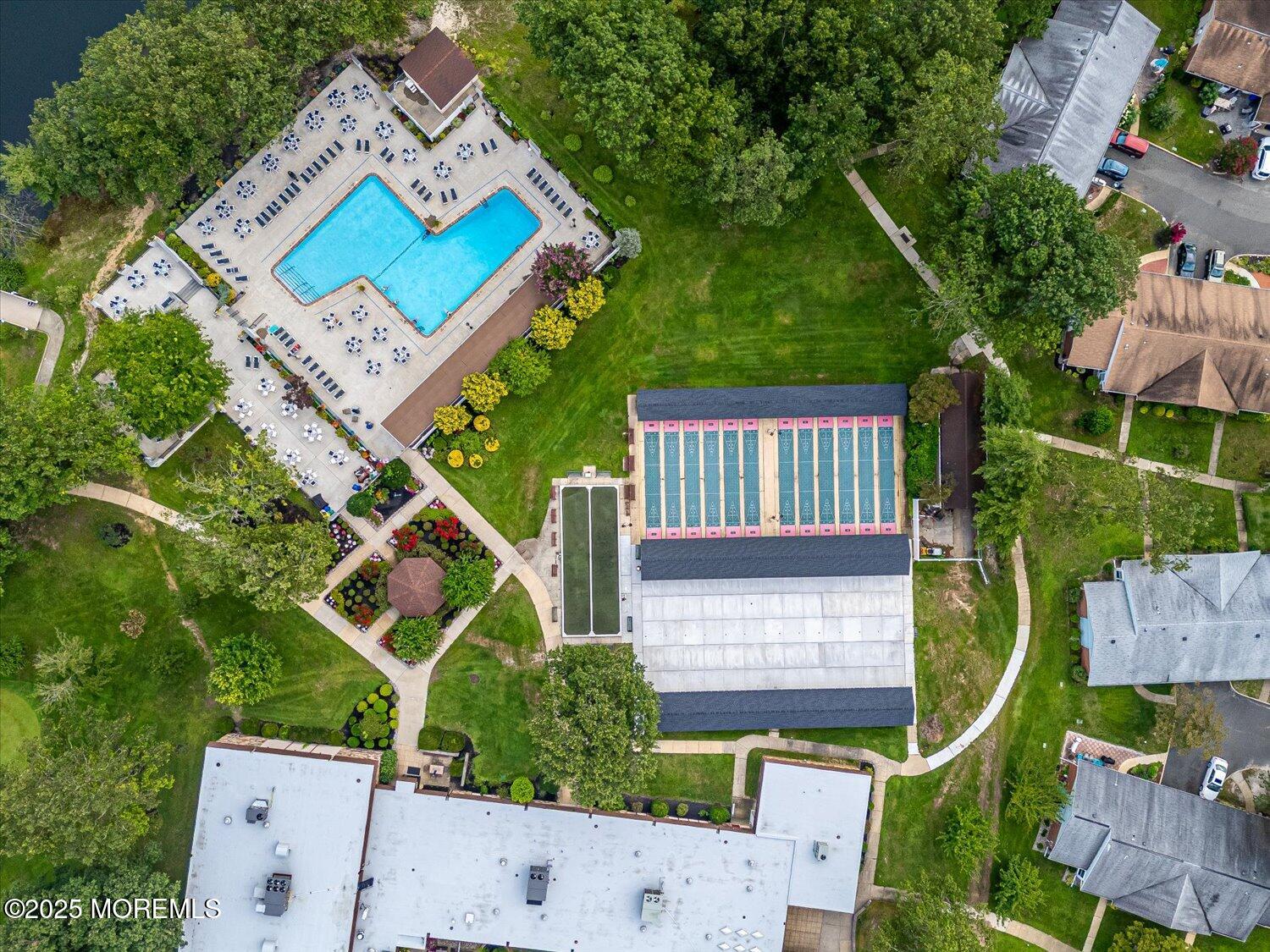 1052B Shetland Drive, Lakewood, NJ, 08701 image 38