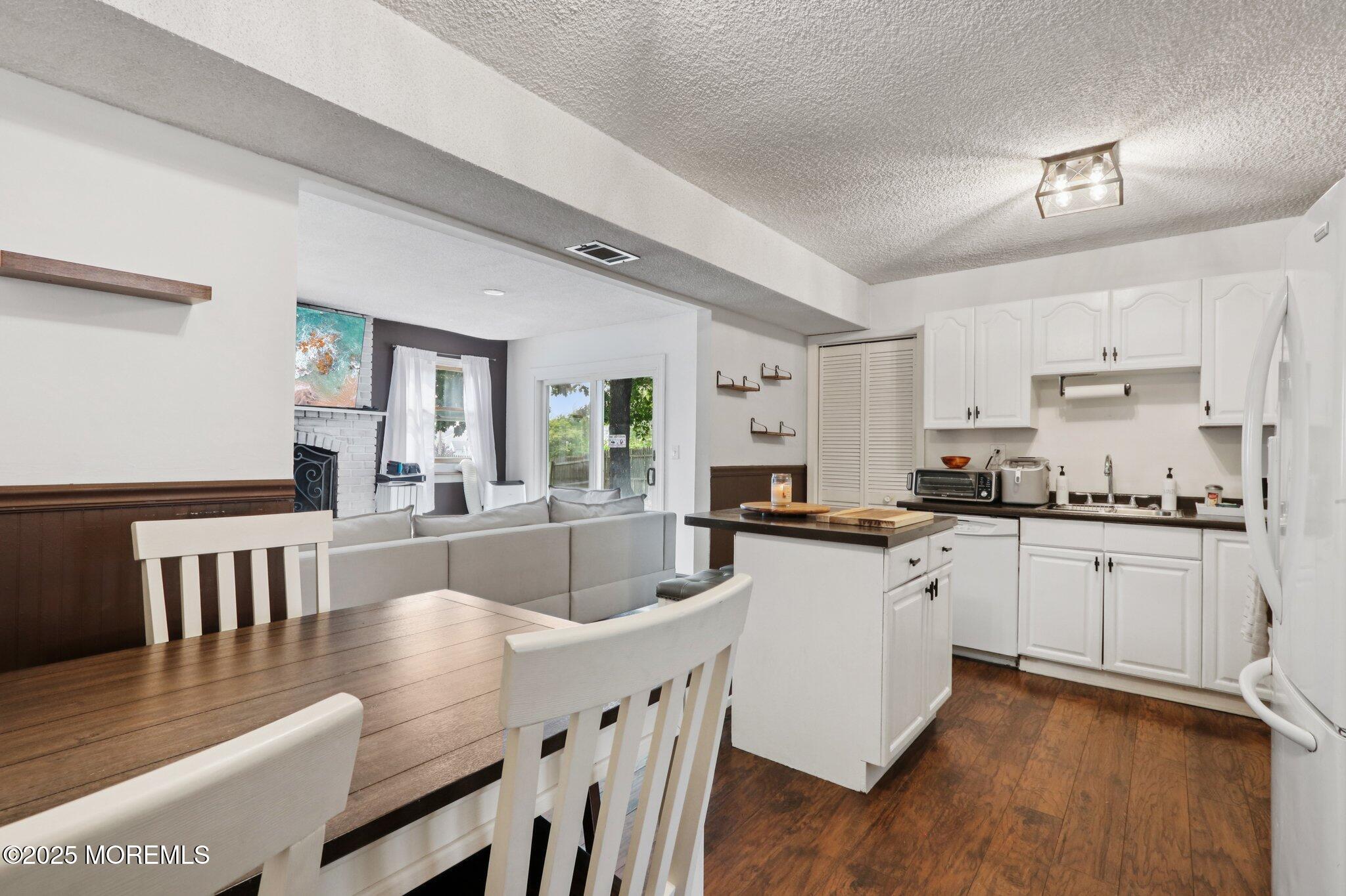 105 Windward Drive Image 4