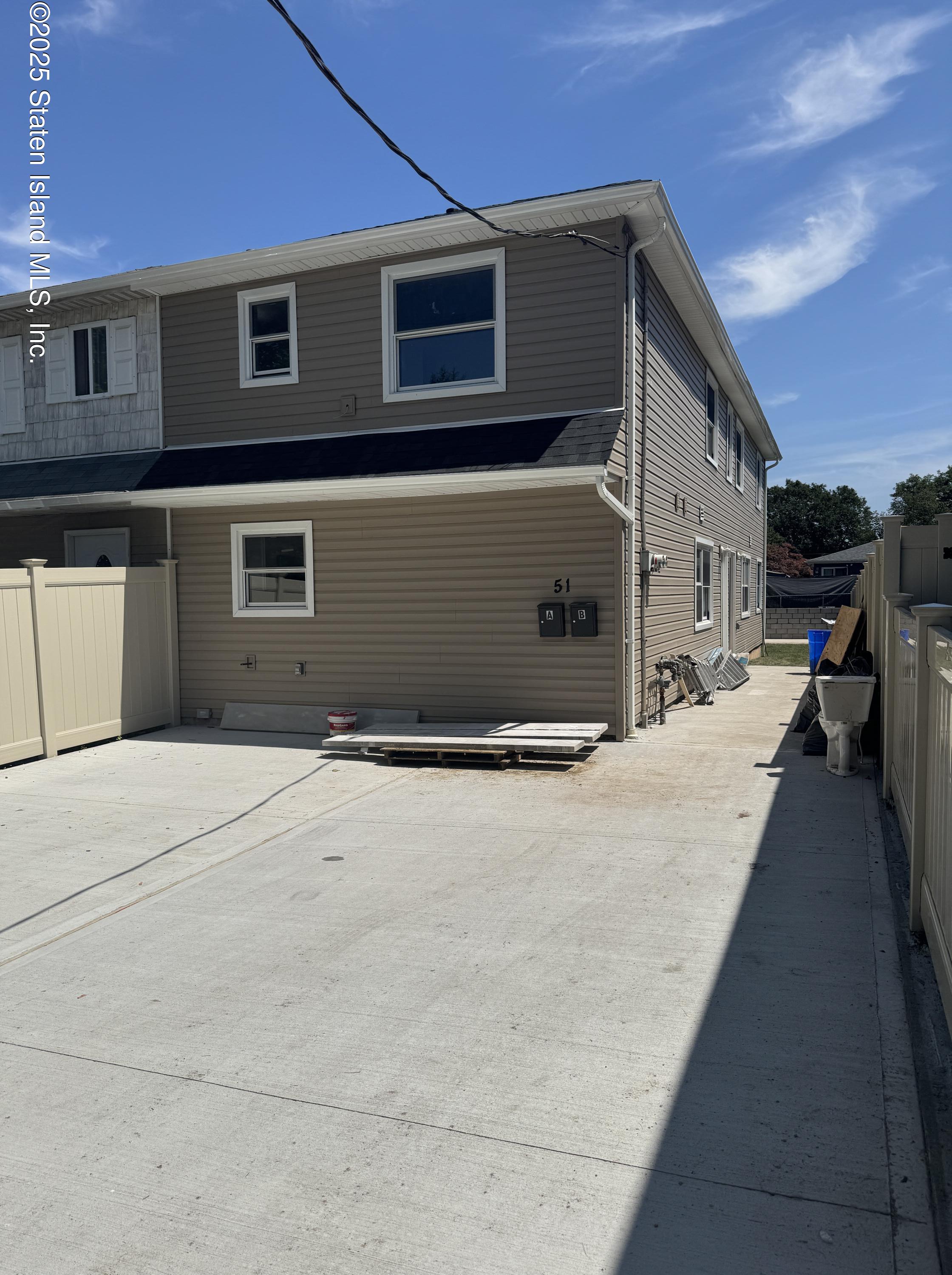 51 Mersereau Avenue Image 2
