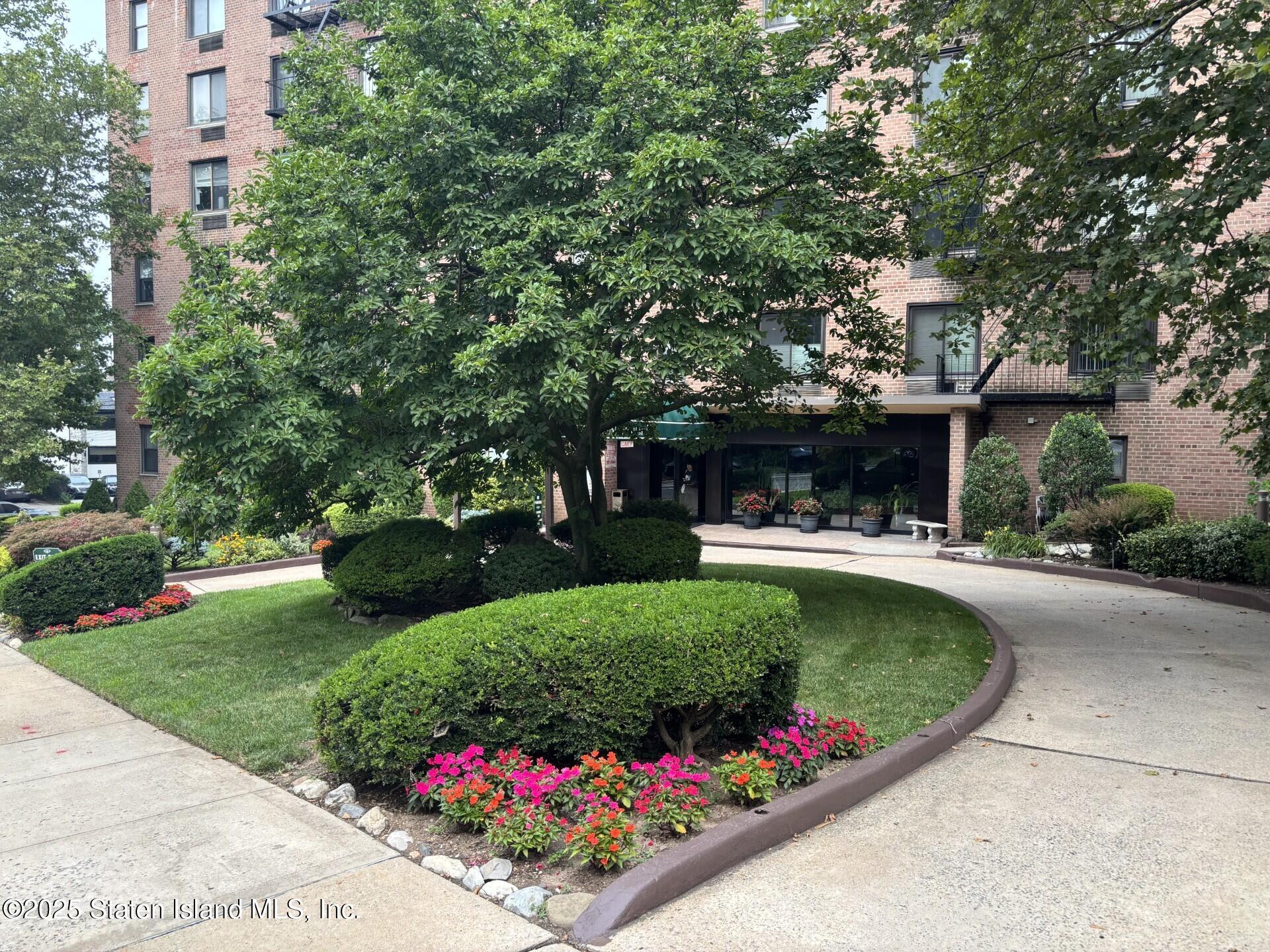 850 Howard Avenue L-J, Staten Island, NY, 10301
