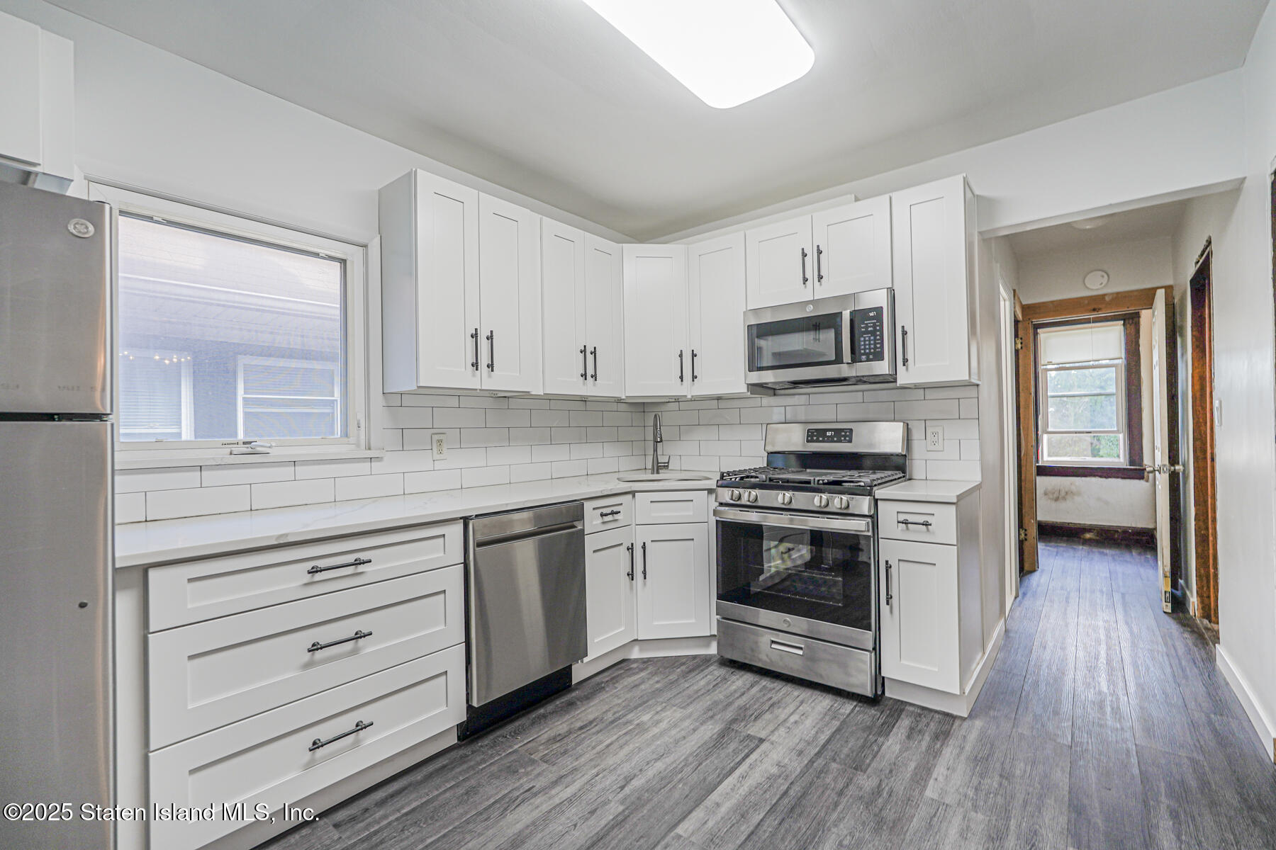 120 Dixon Avenue Image 3