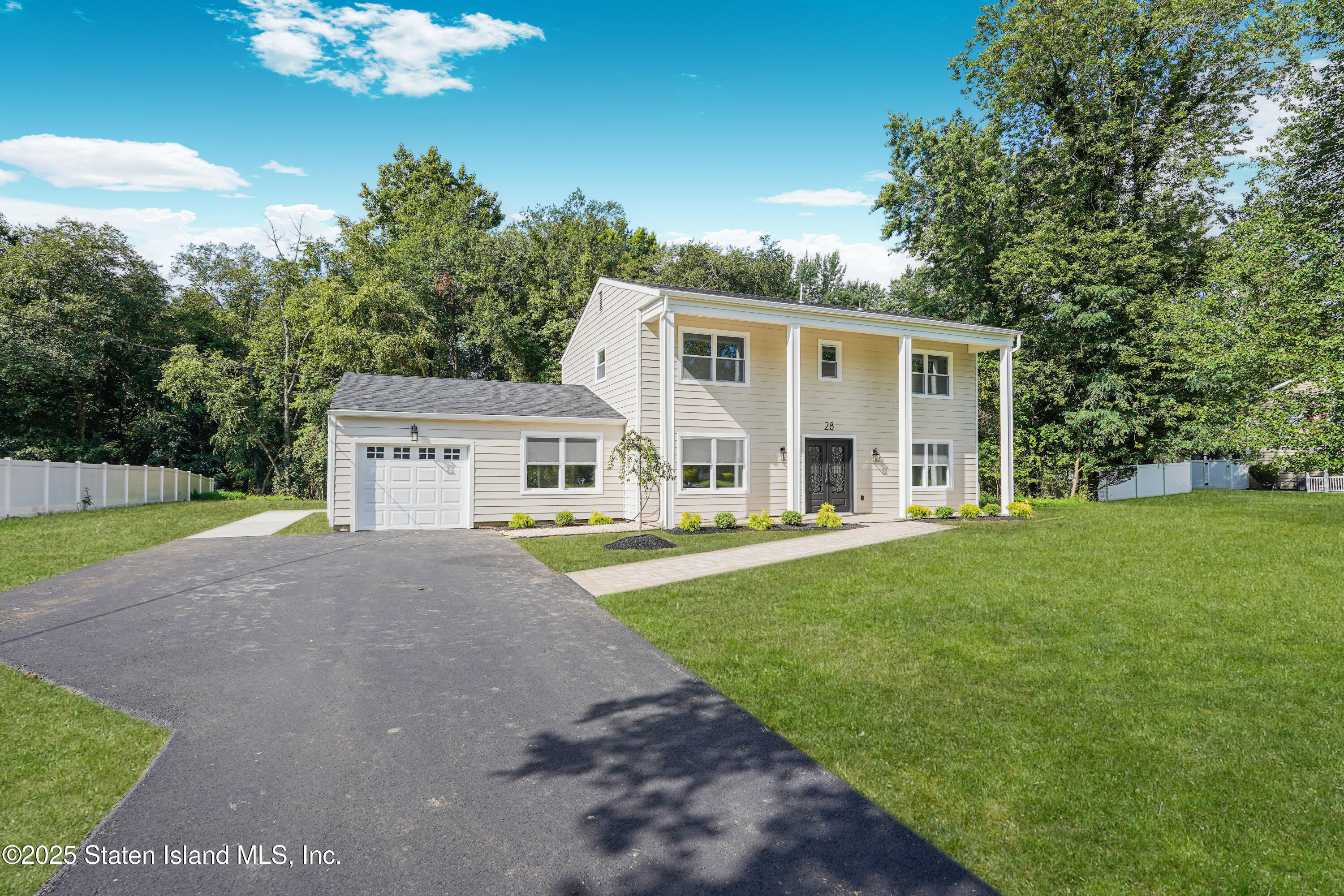 28 Whittier Drive Image 3
