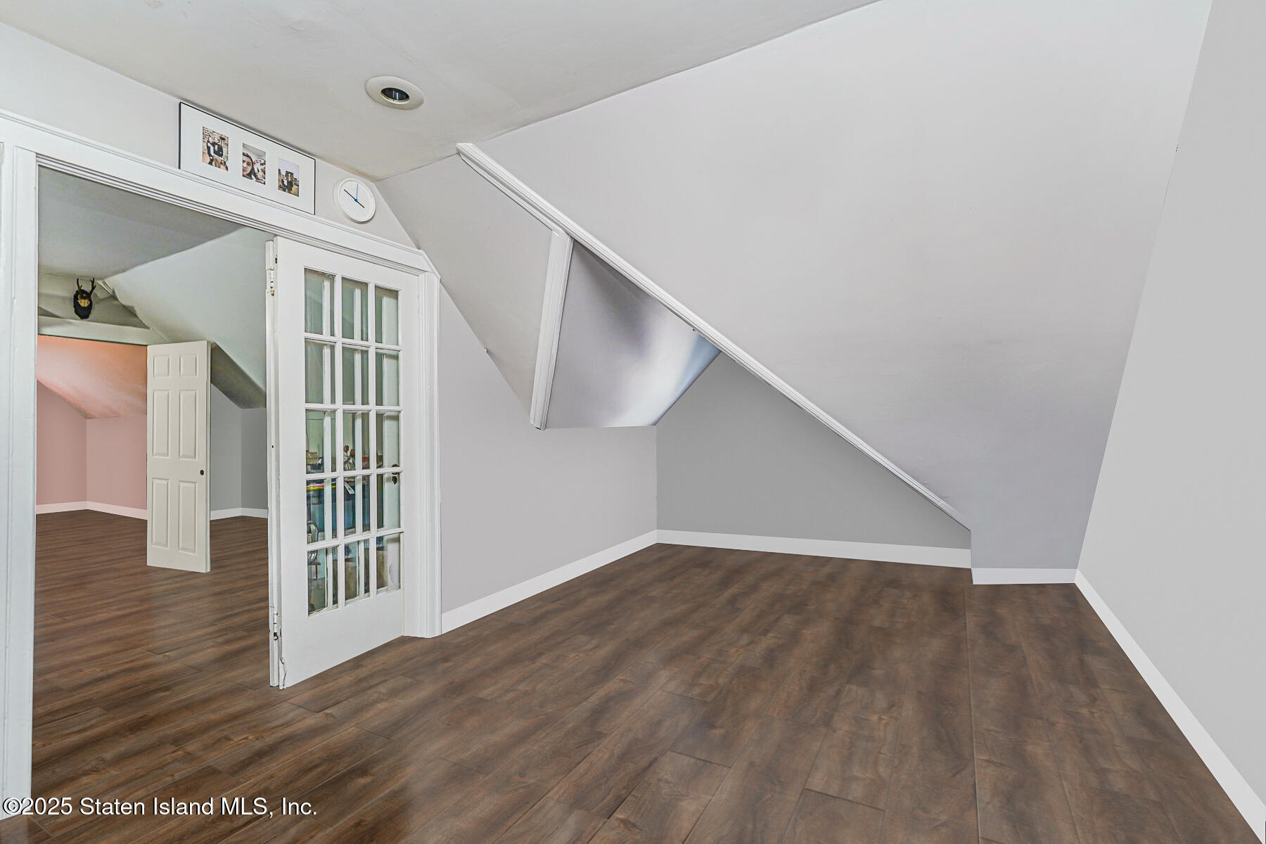 301 Westervelt Avenue, Staten Island, NY, 10301