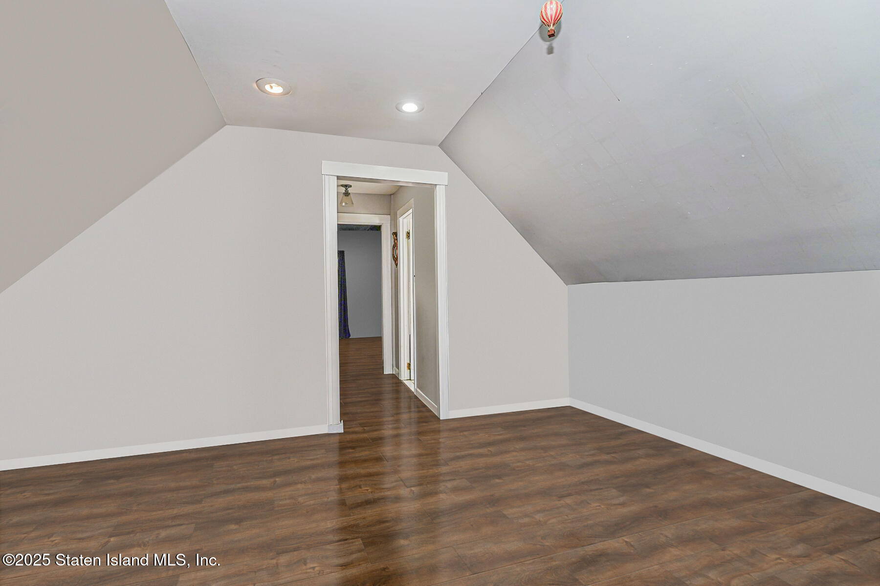 301 Westervelt Avenue Image 3