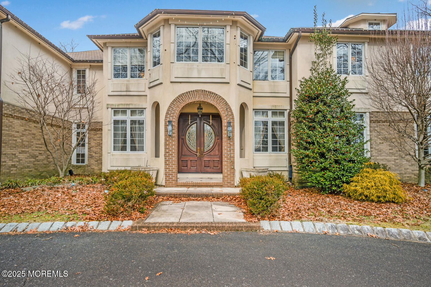 1590 Holly Boulevard Image 2