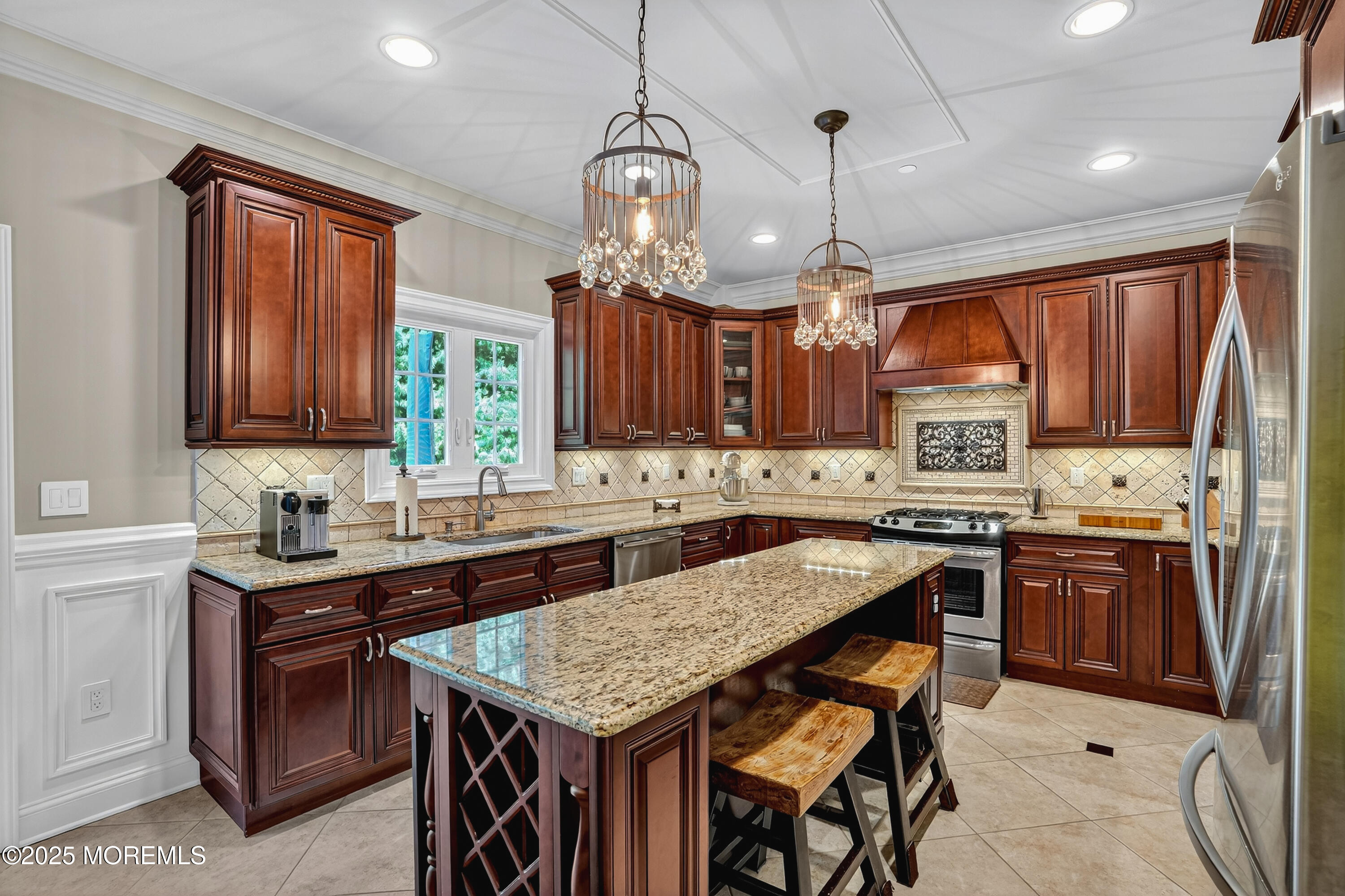 45 White Oak Lane, Aberdeen, NJ, 07747