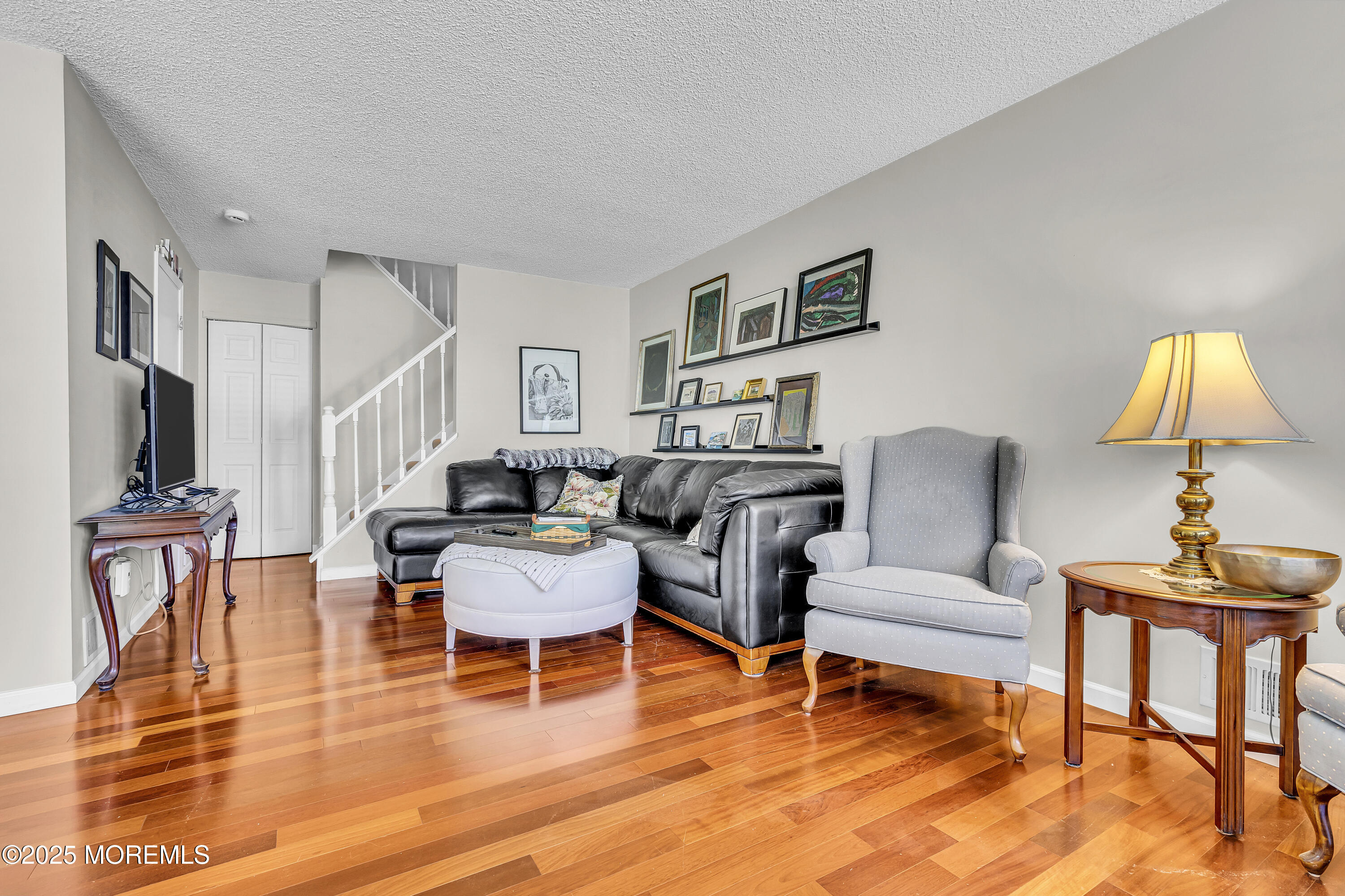89 Chambord Court, Hamilton, NJ, 08619