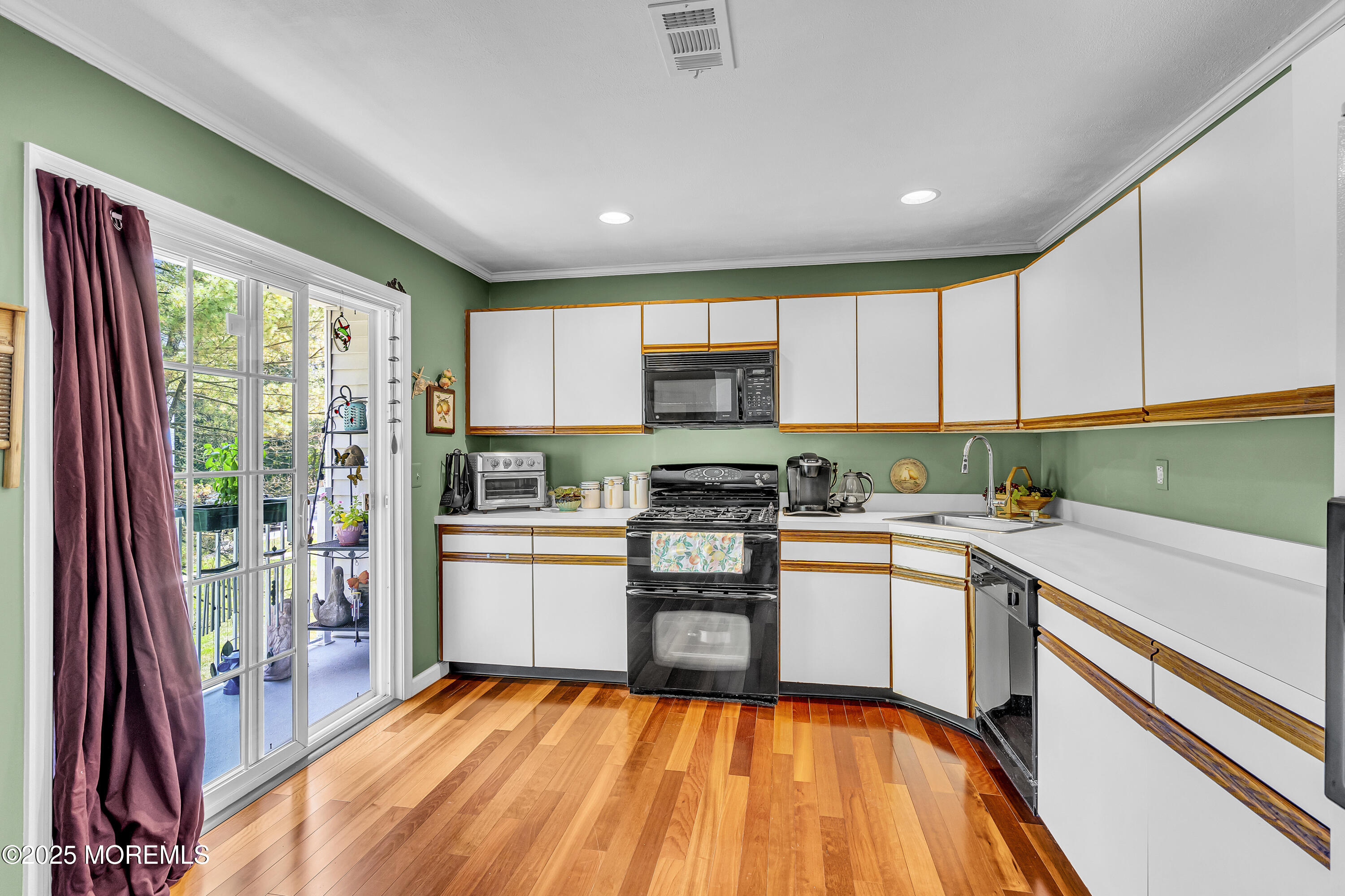 89 Chambord Court, Hamilton, NJ, 08619 image 6