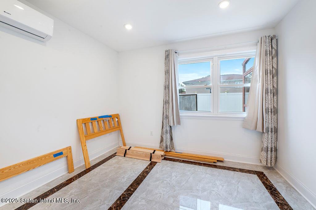 96 Amsterdam Avenue, Staten Island, NY, 10314 image 25