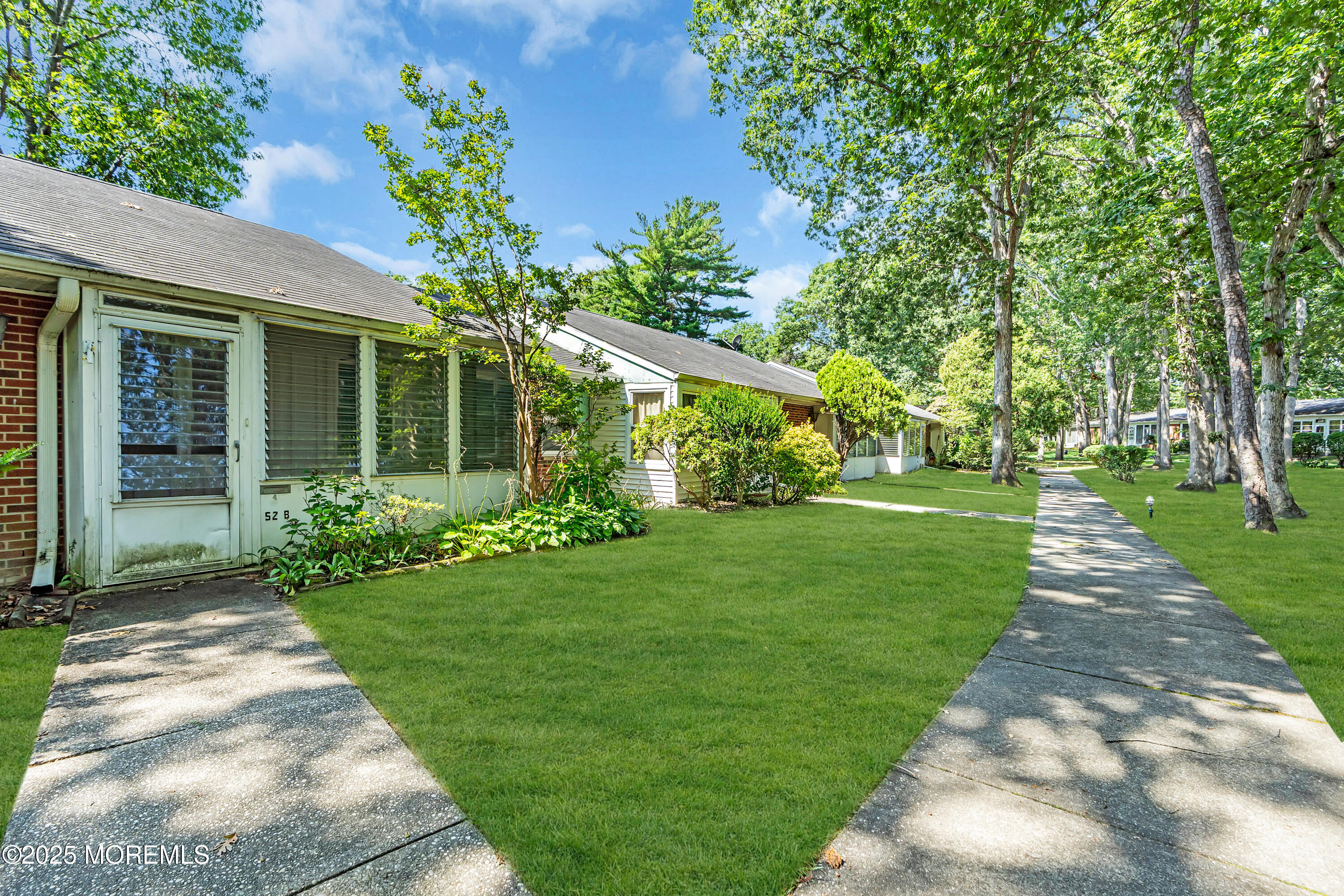 52B Cambridge Court, Lakewood, NJ, 08701