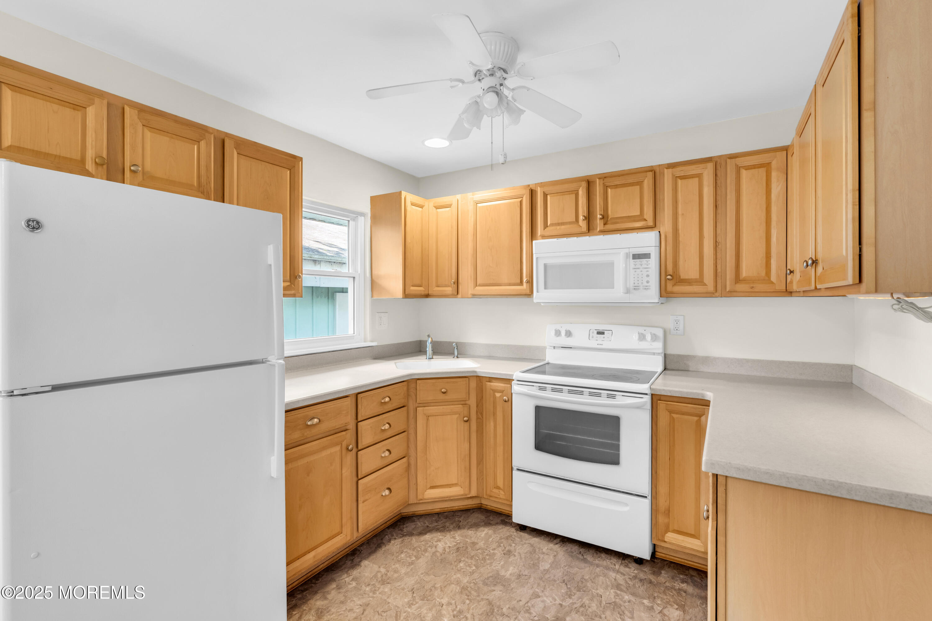 52B Cambridge Court, Lakewood, NJ, 08701 image 14