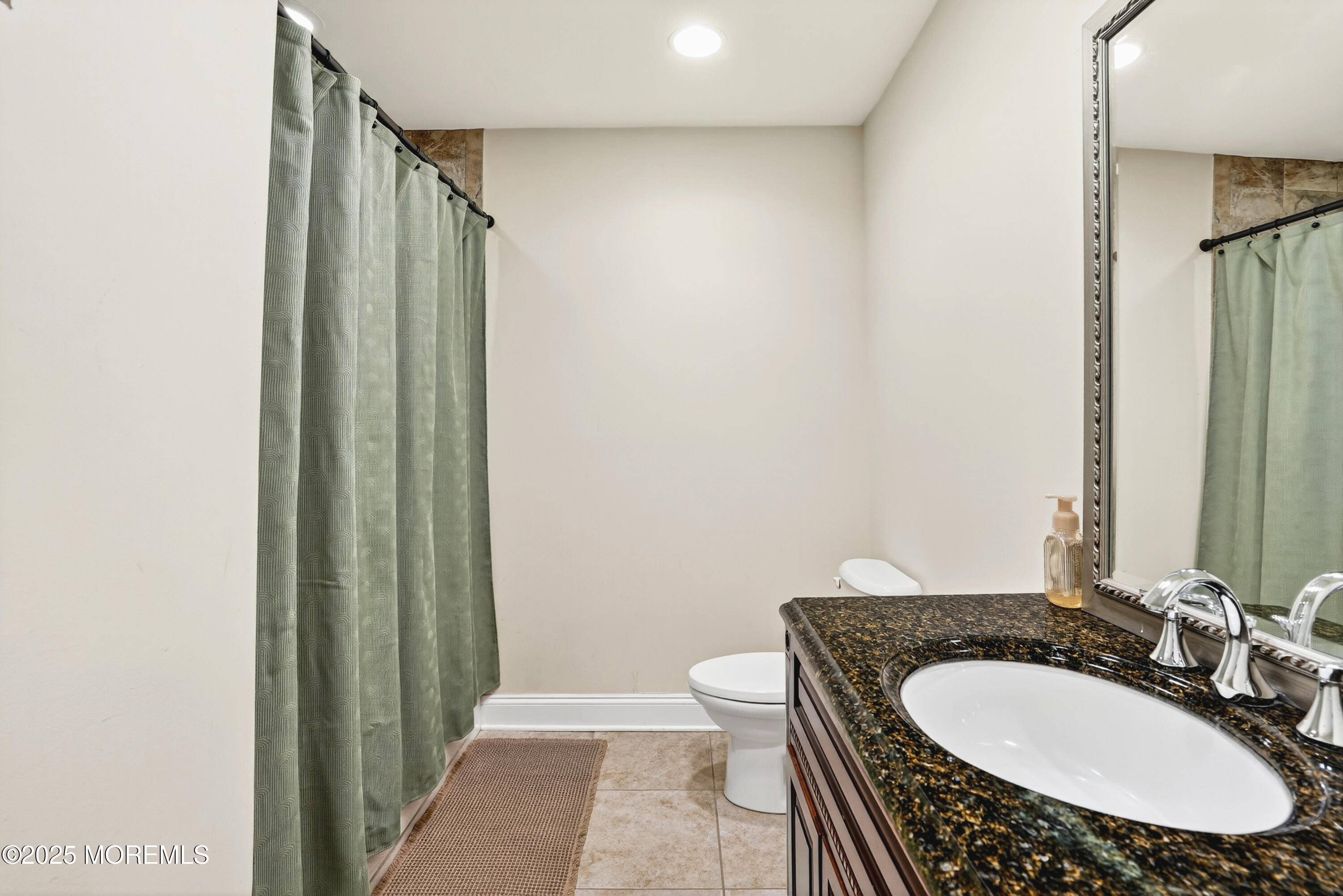 45 White Oak Lane, Aberdeen, NJ, 07747 image 38