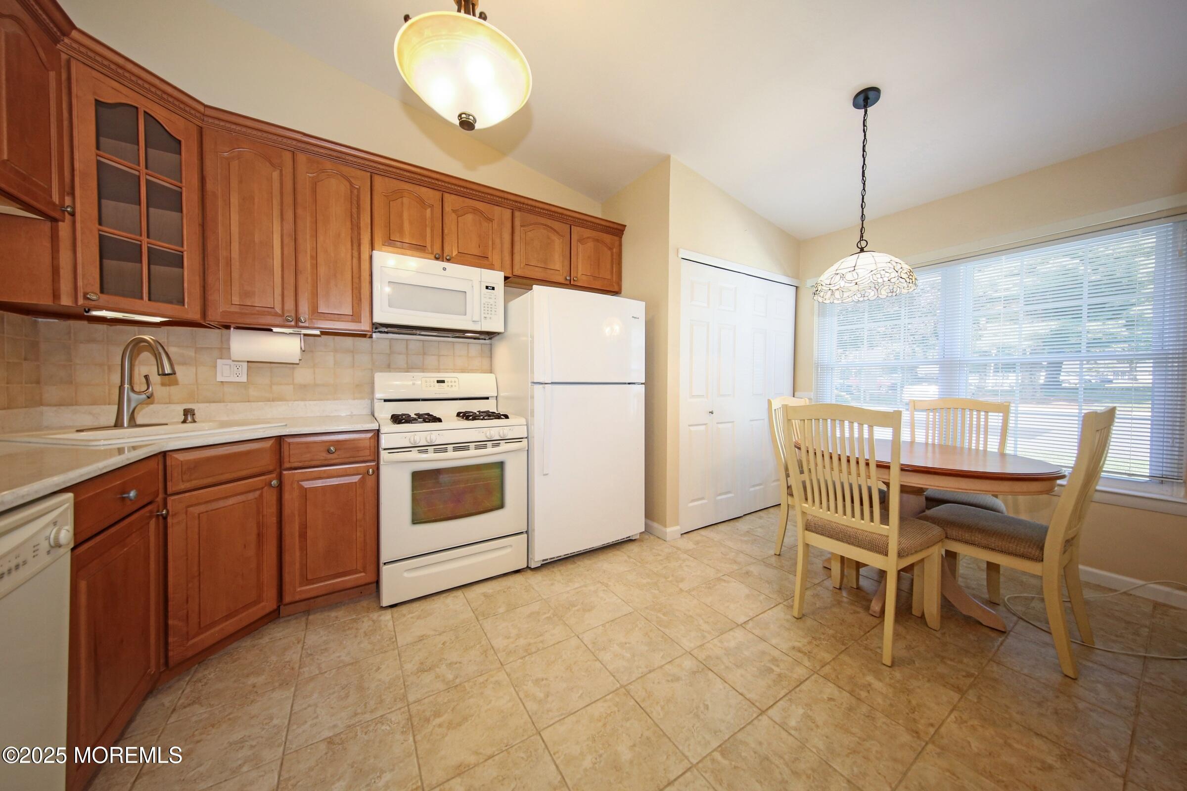 34 Boxwood Terrace 186, Red Bank, NJ, 07701 image 9