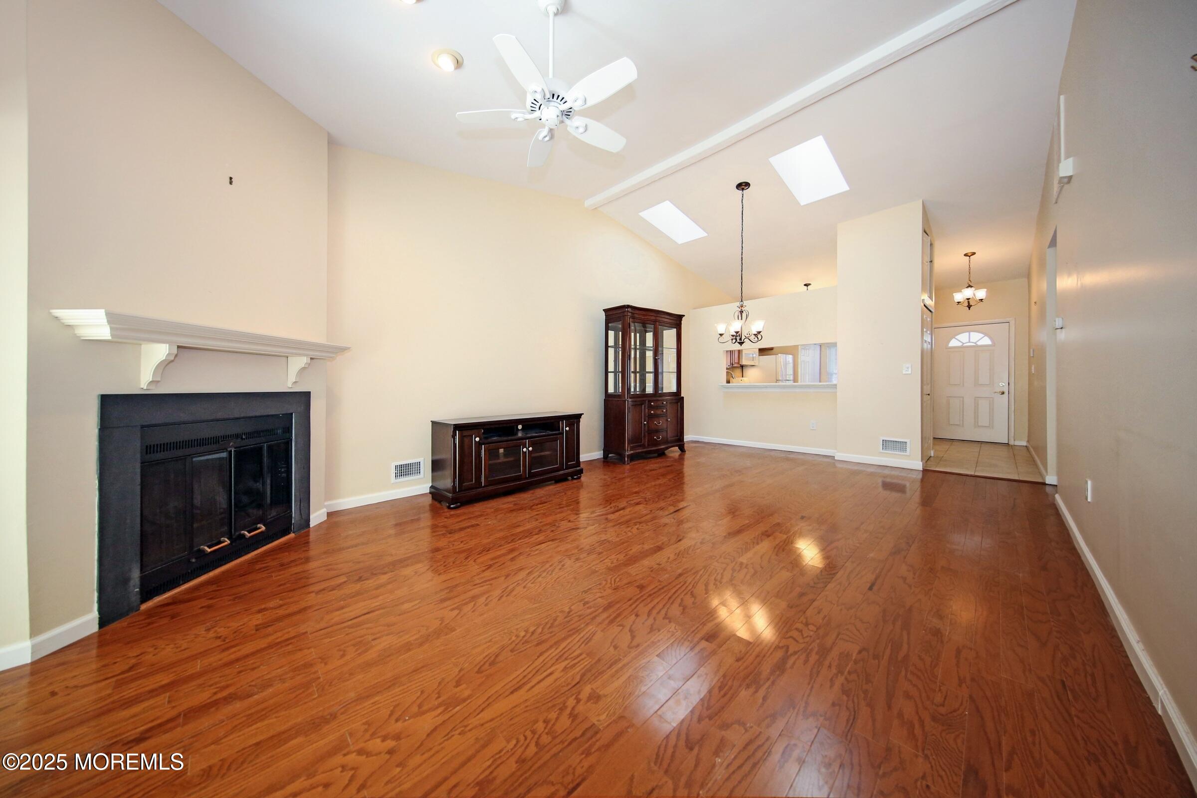 34 Boxwood Terrace 186, Red Bank, NJ, 07701 image 12
