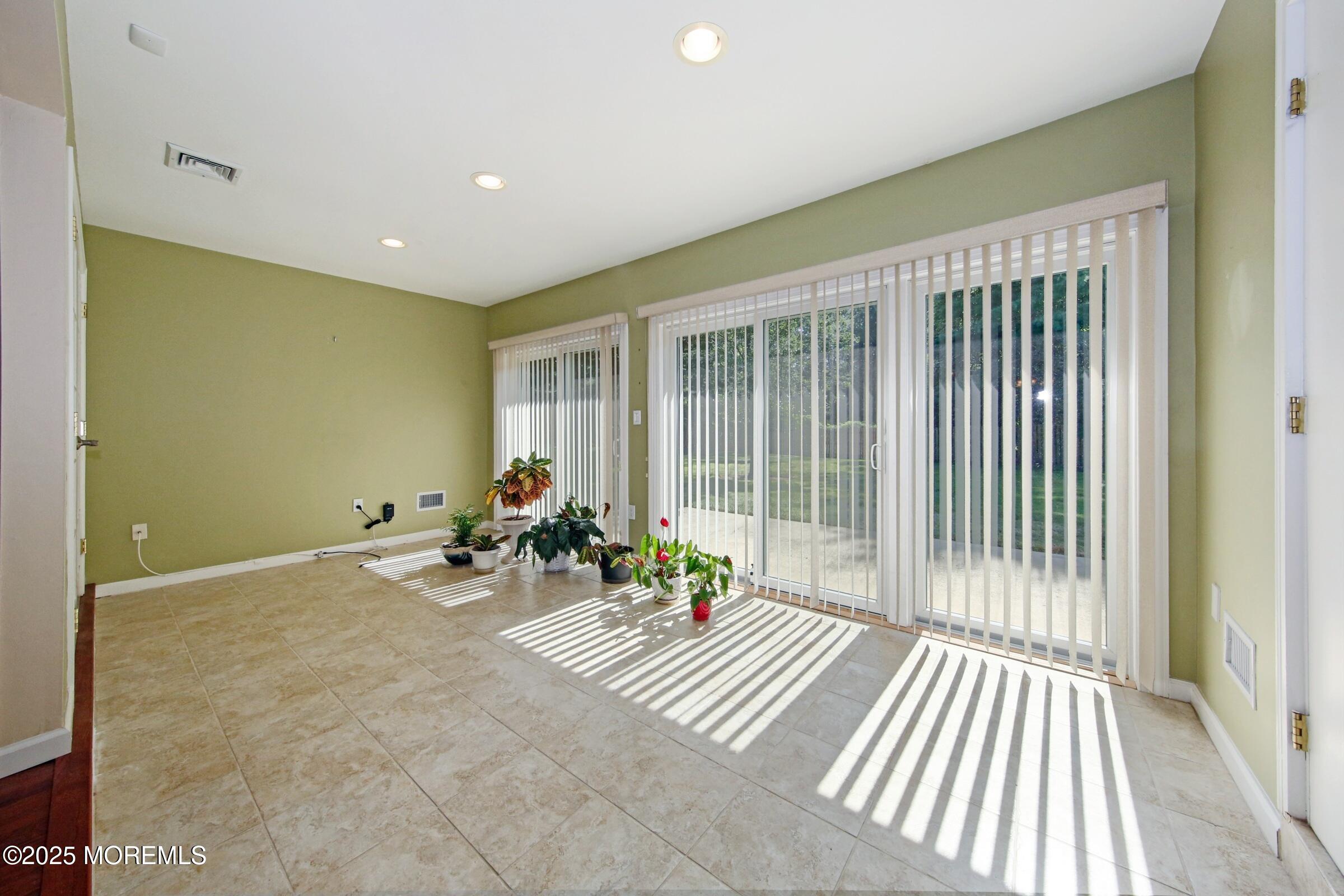 34 Boxwood Terrace 186, Red Bank, NJ, 07701 image 14