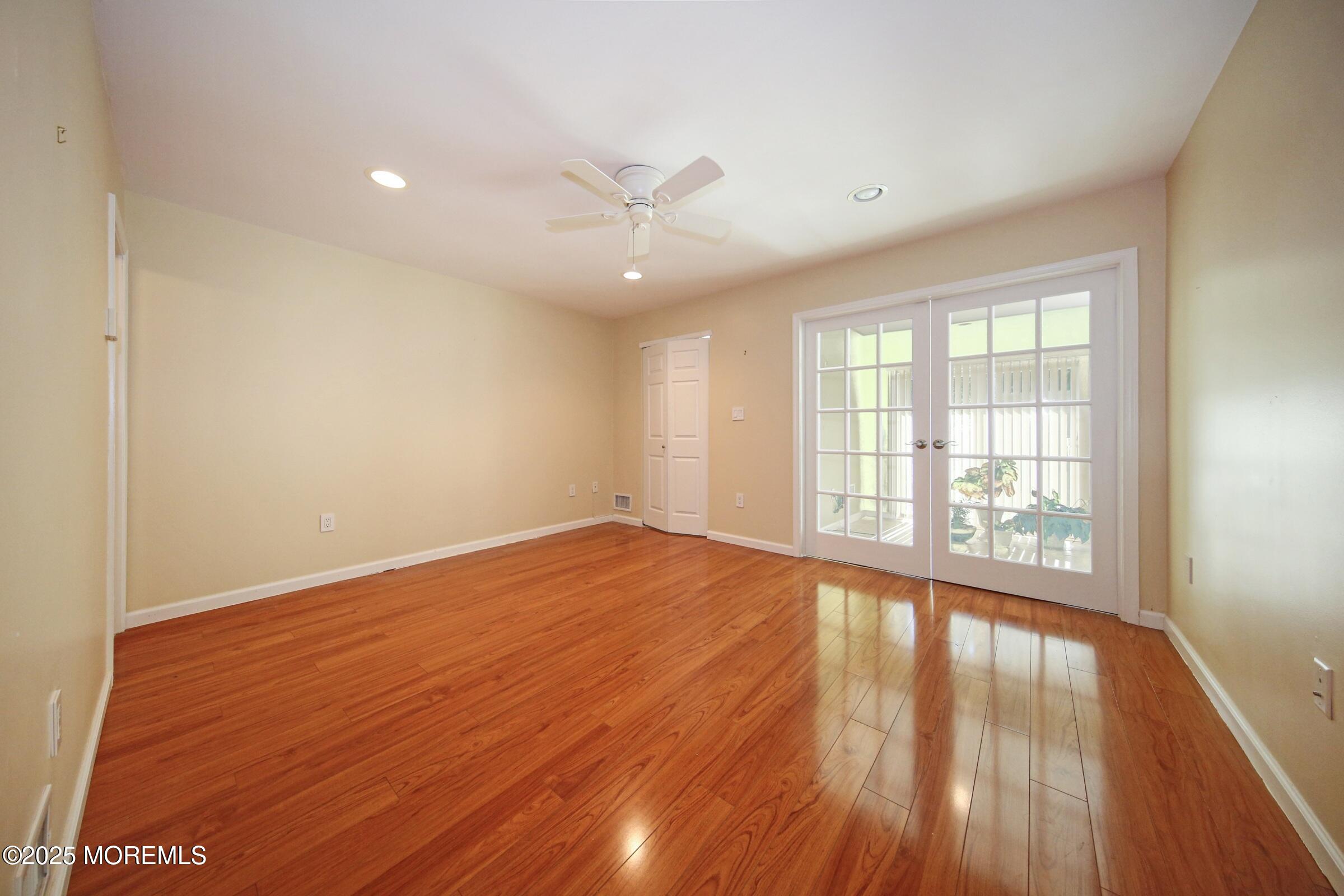 34 Boxwood Terrace 186, Red Bank, NJ, 07701 image 18