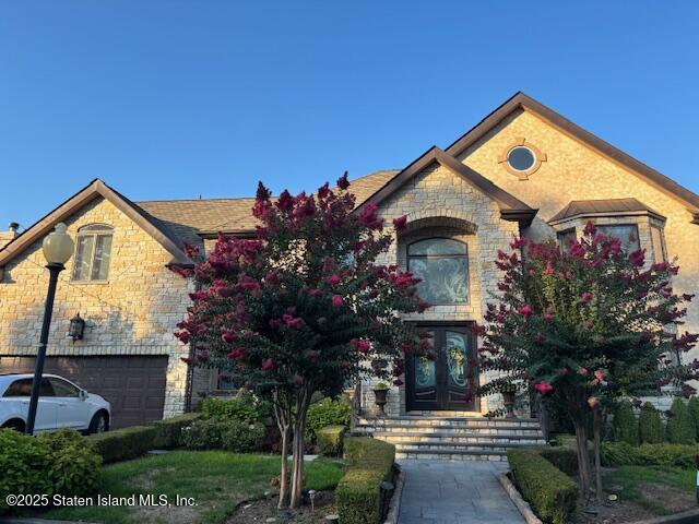25 Blue Heron Court Image 1