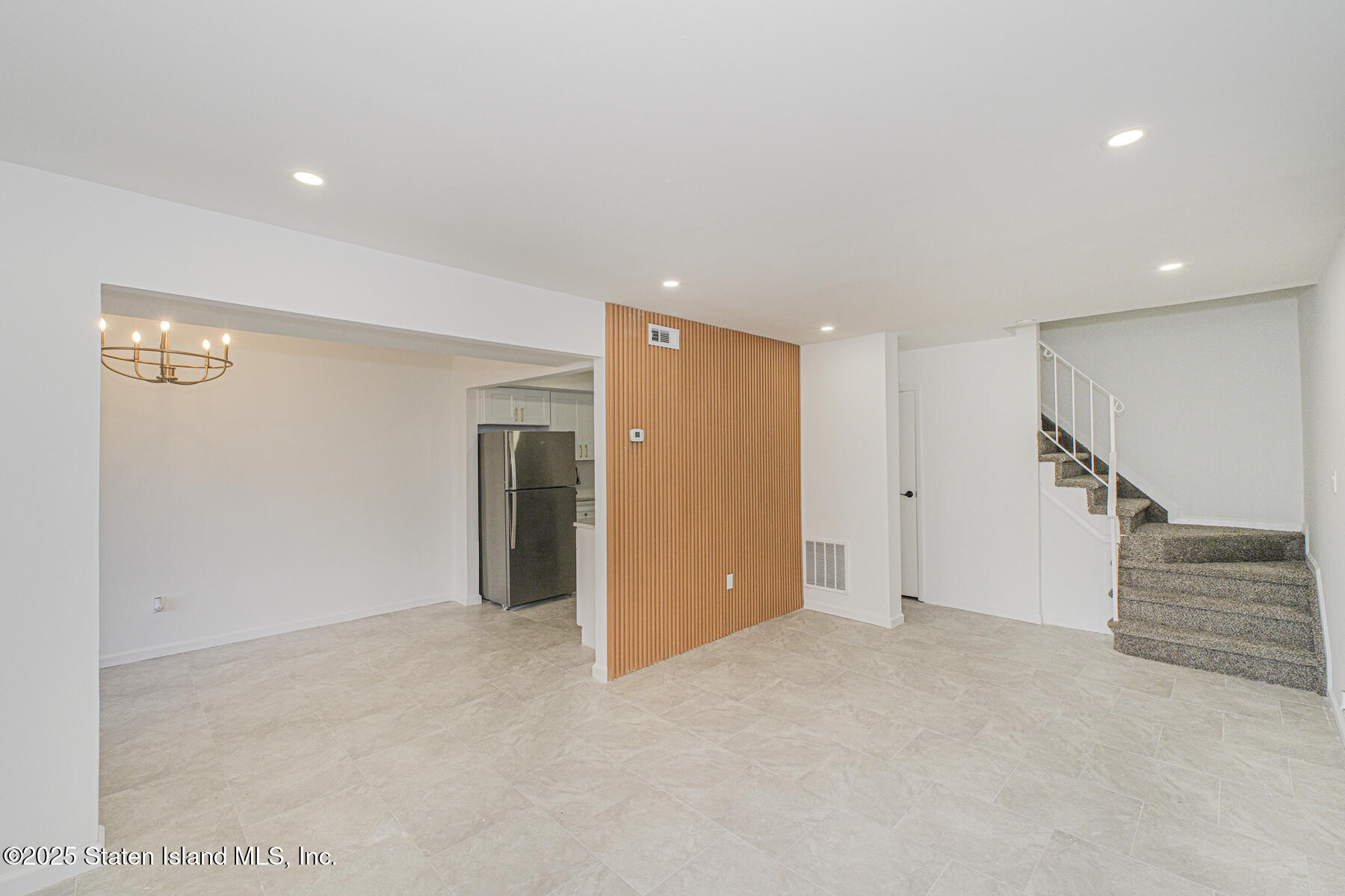 94 Wolkoff Lane Image 3