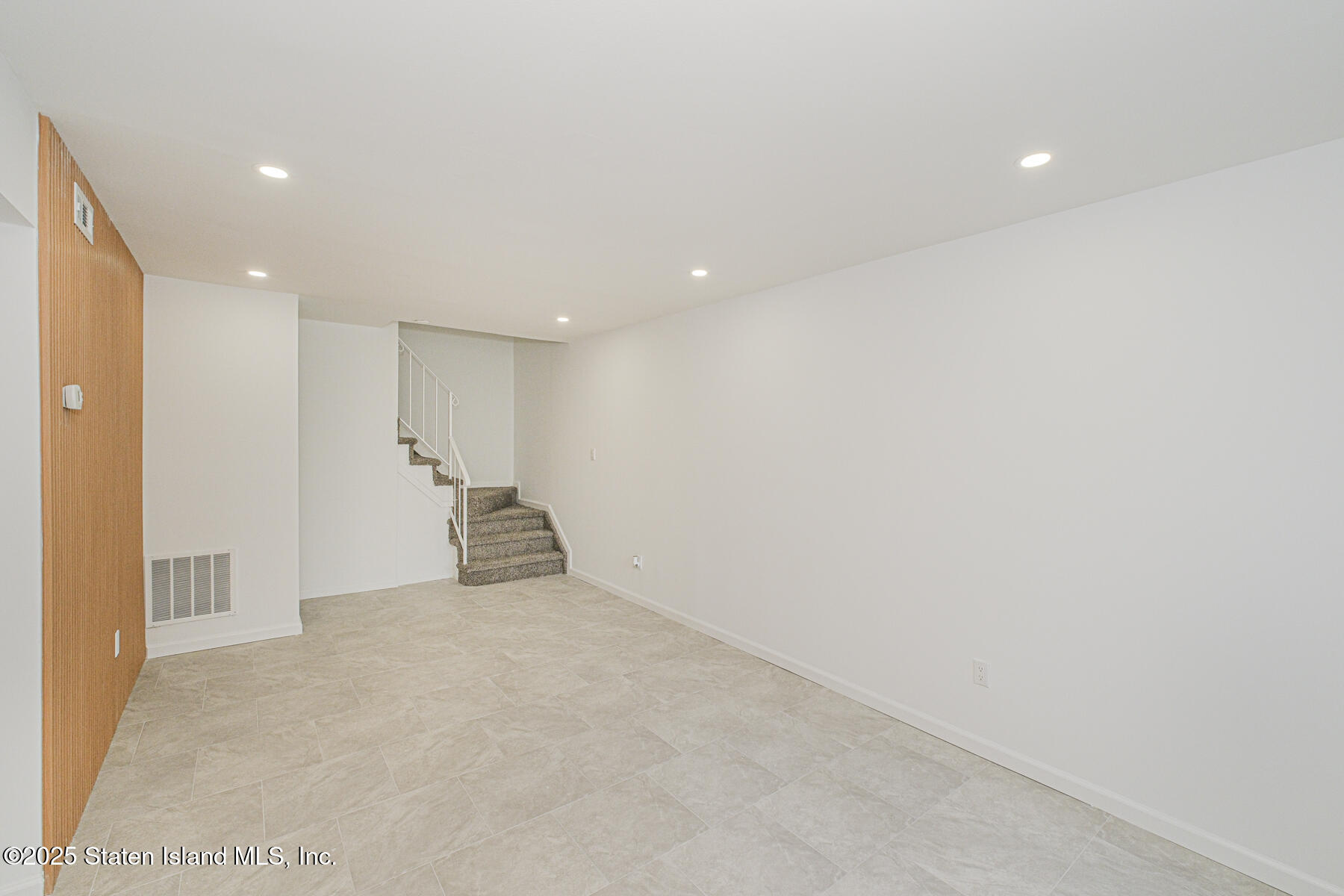 94 Wolkoff Lane Image 4