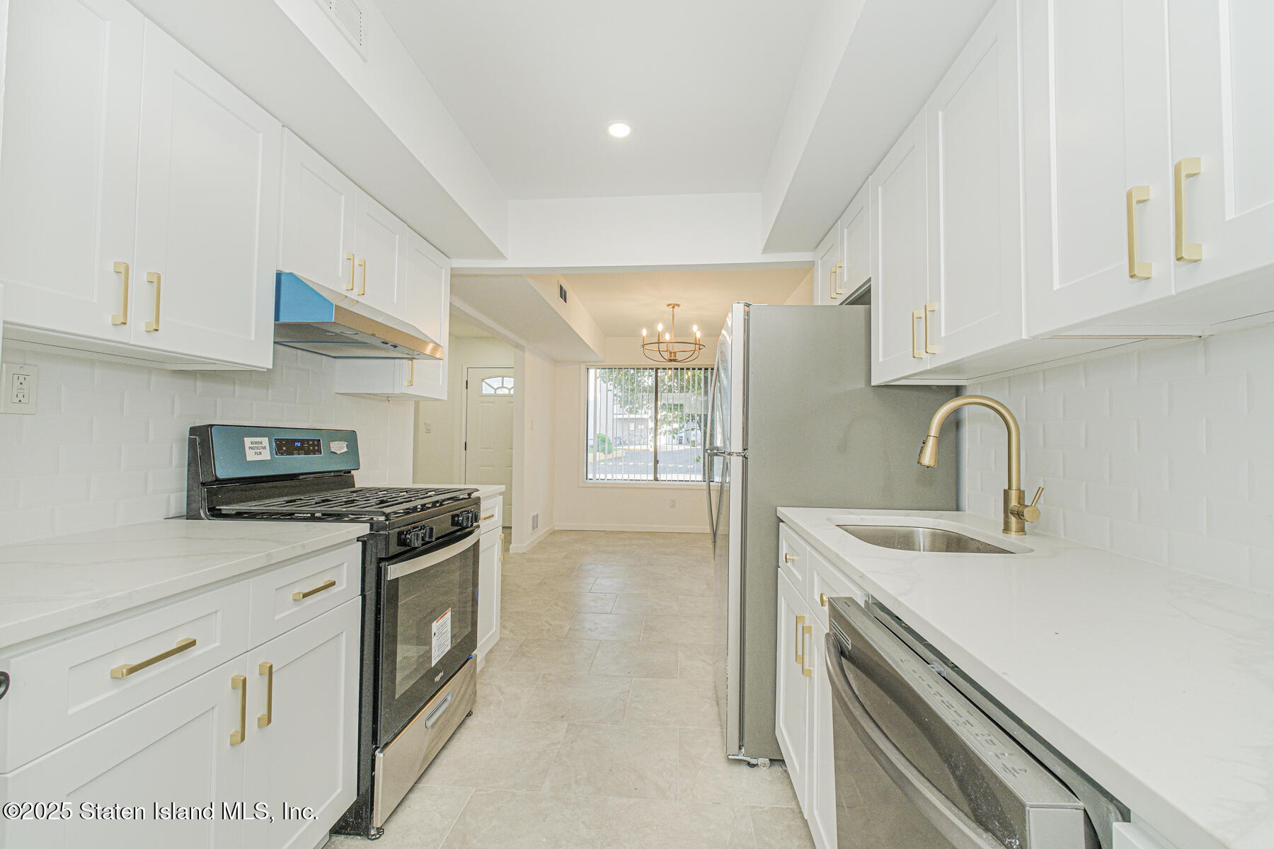 94 Wolkoff Lane, Staten Island, NY, 10303 image 12