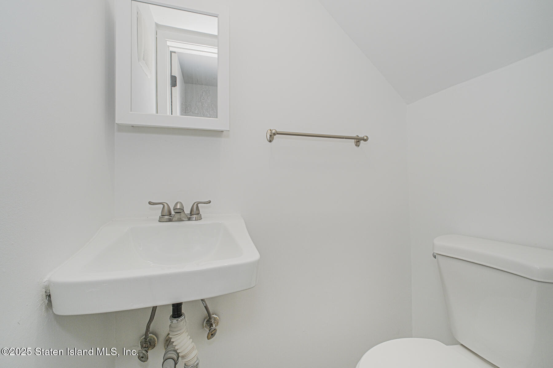 94 Wolkoff Lane, Staten Island, NY, 10303 image 14