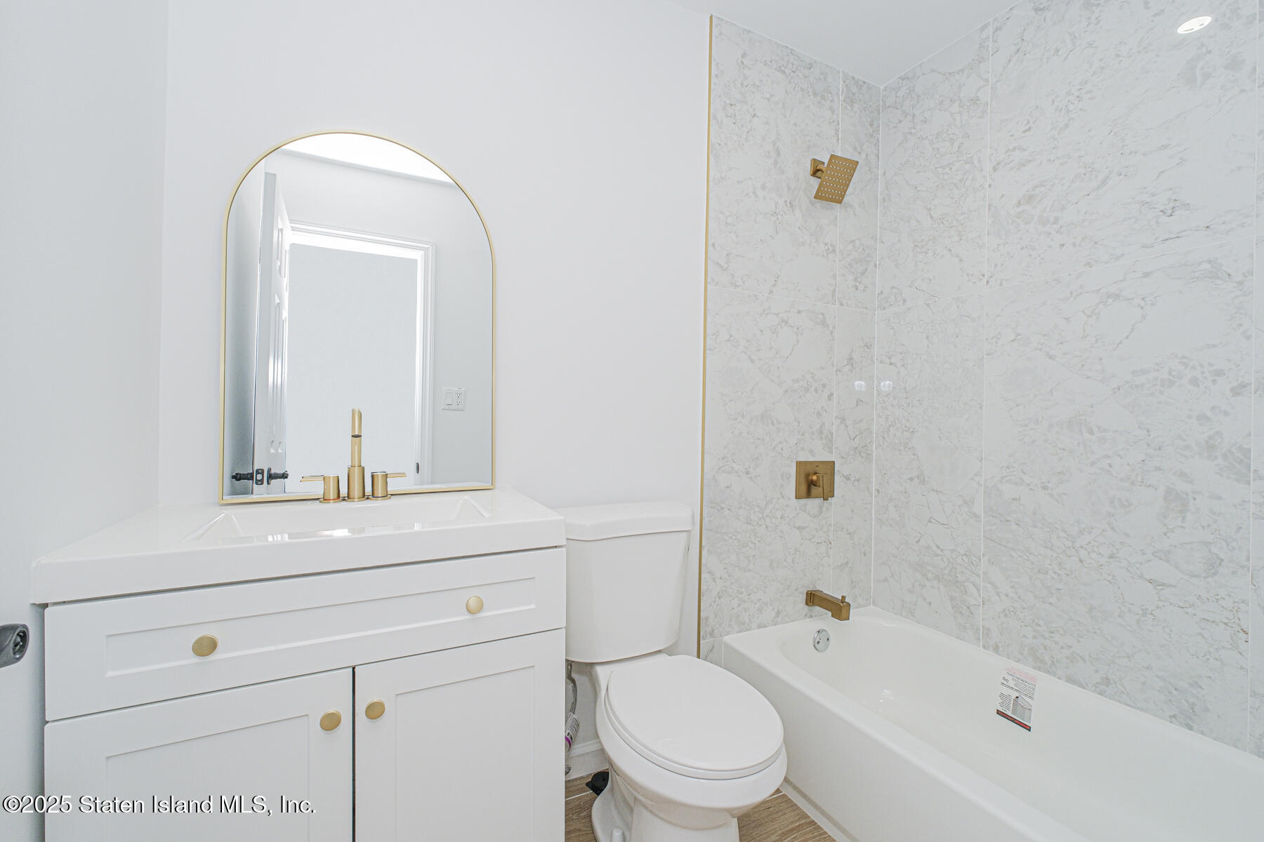94 Wolkoff Lane, Staten Island, NY, 10303 image 26