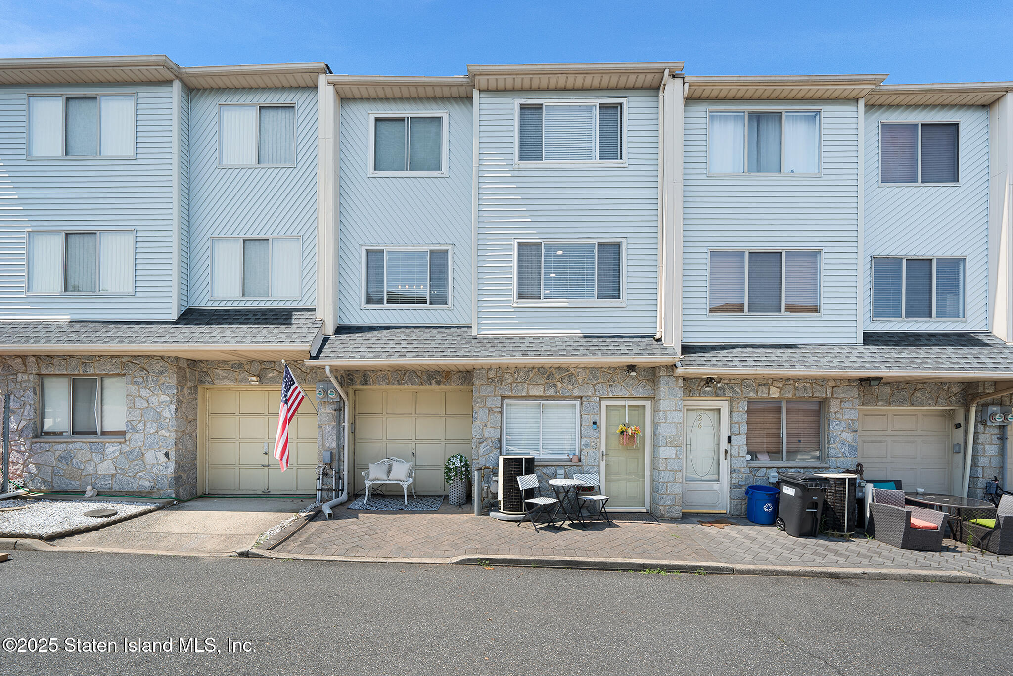 28 Wirt Lane, Staten Island, NY, 10309