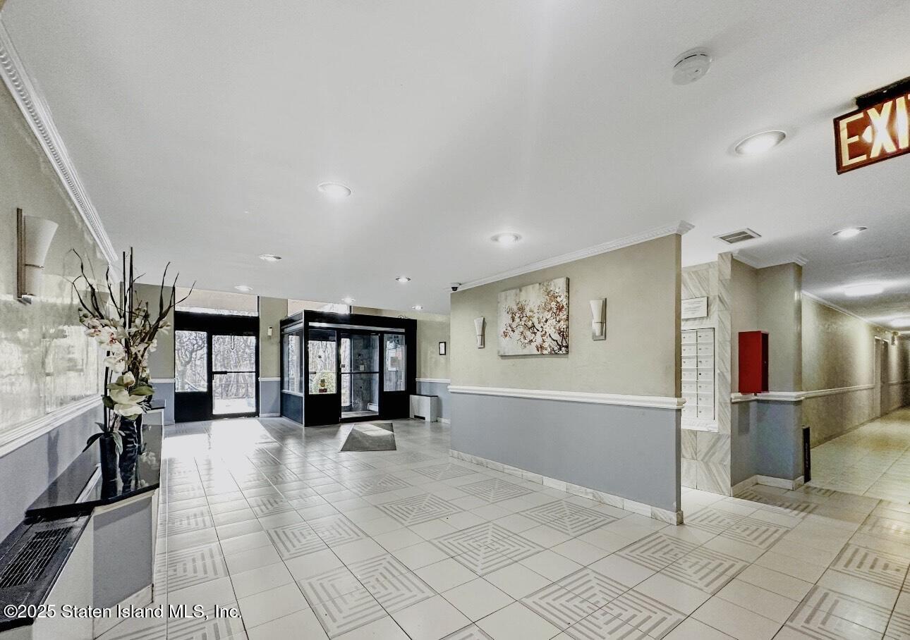 175 Zoe Street 5b, Staten Island, NY, 10305