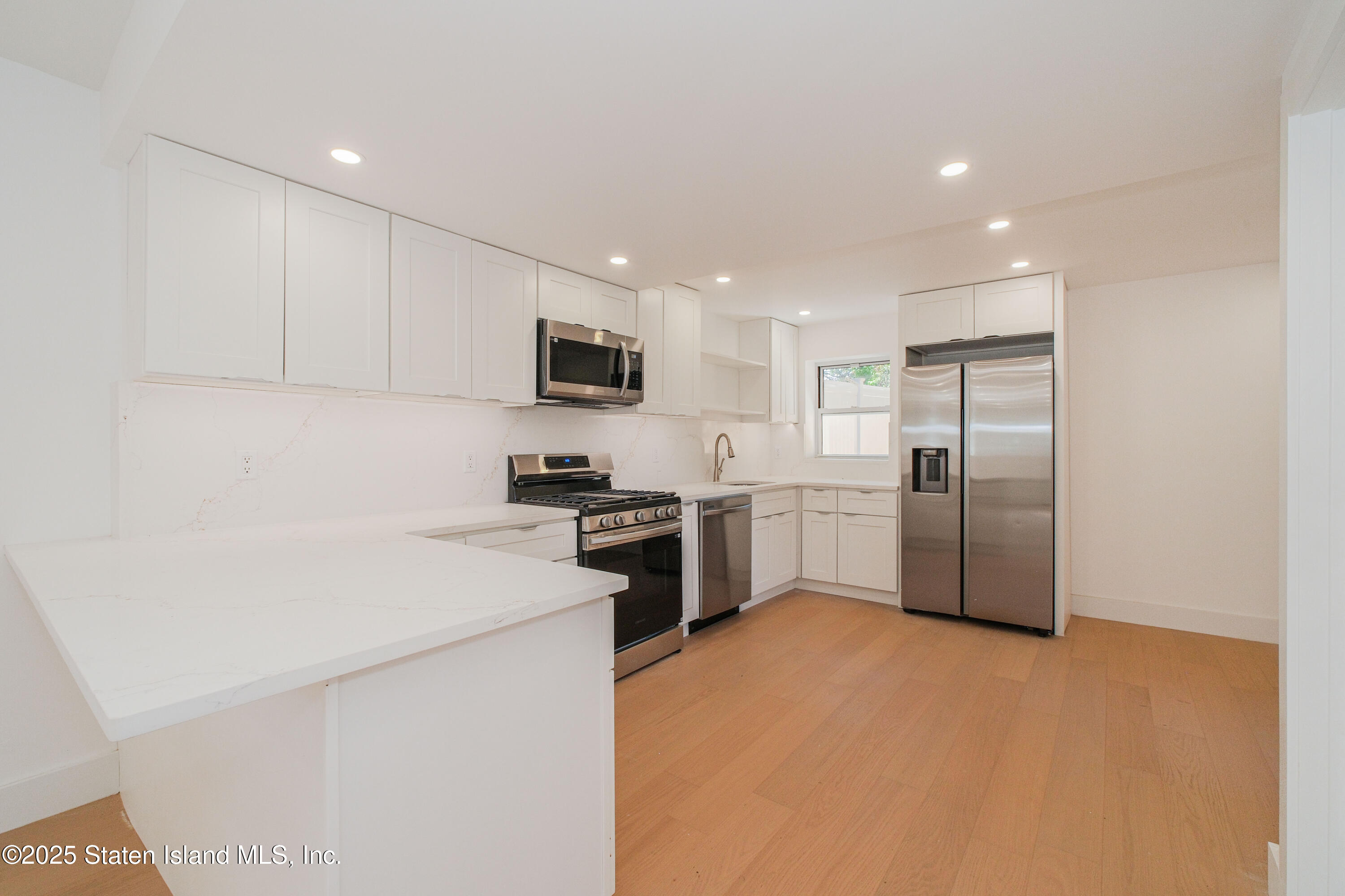9 Russell Street, Staten Island, NY, 10308 image 9