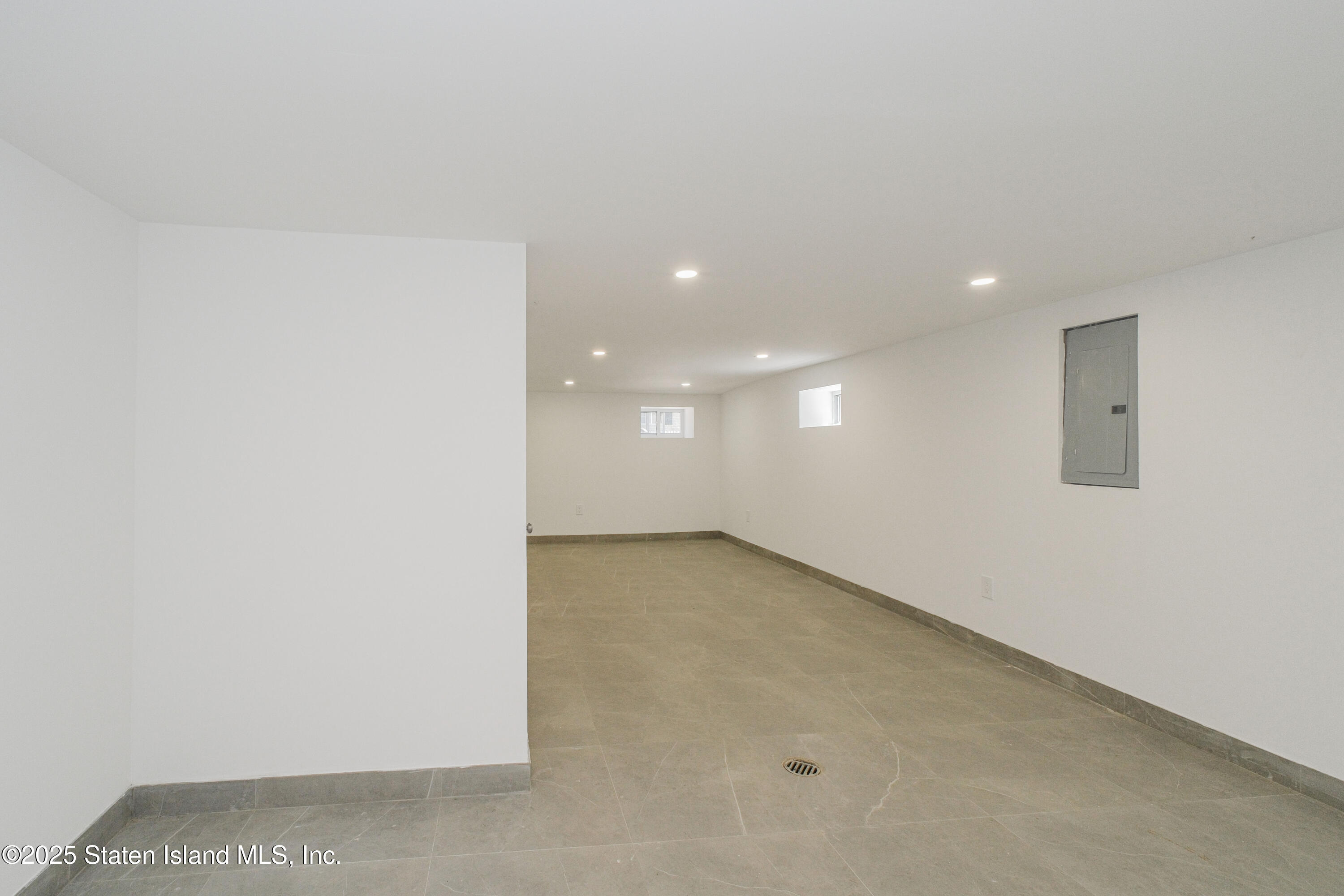 9 Russell Street, Staten Island, NY, 10308 image 17