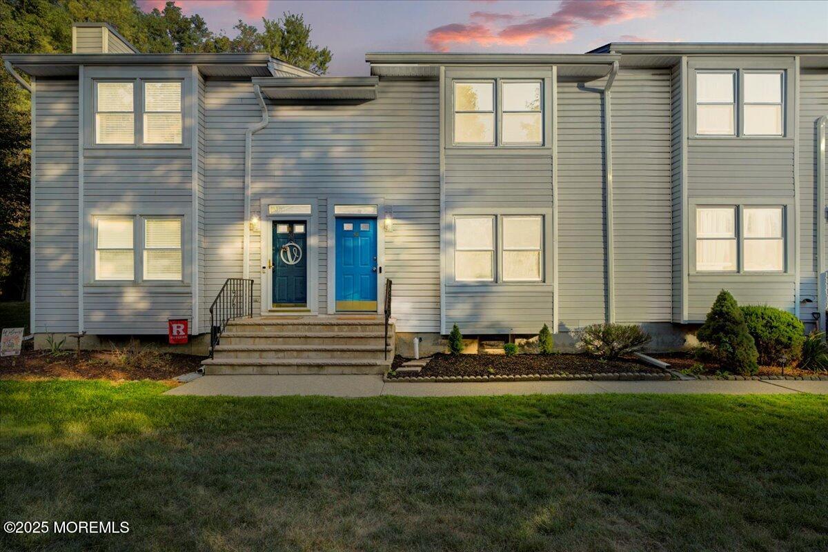 46 Village Drive, Hamburg, NJ, 07419