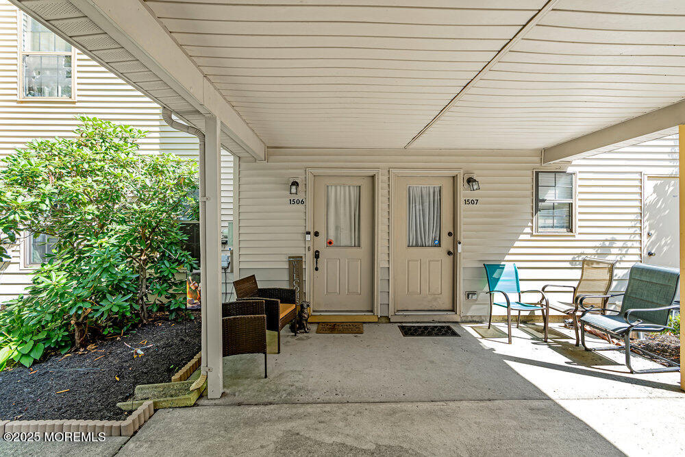 1506 Jasmine Court Image 1