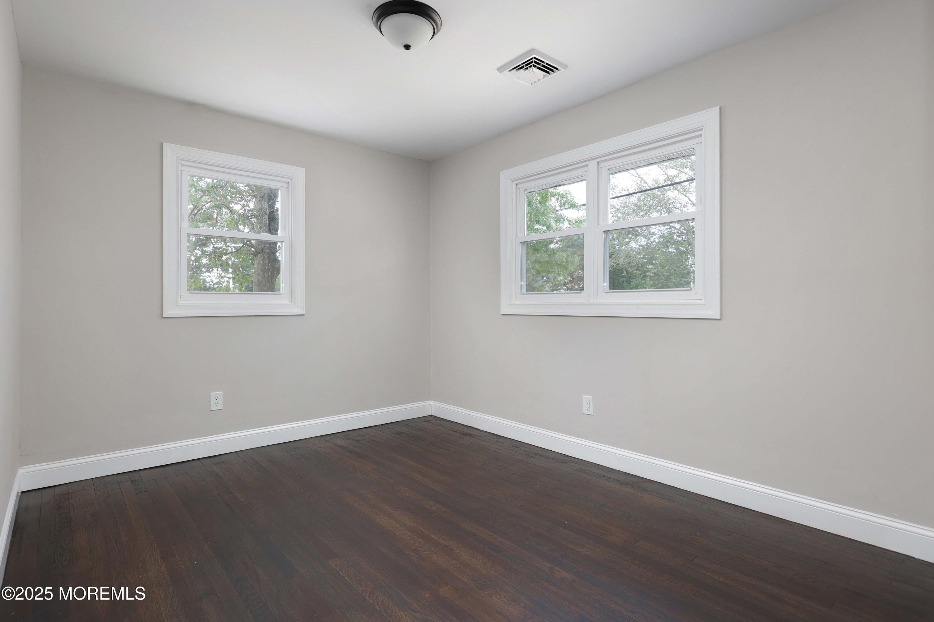 400 Surf Avenue, Beachwood, NJ, 08722 image 14