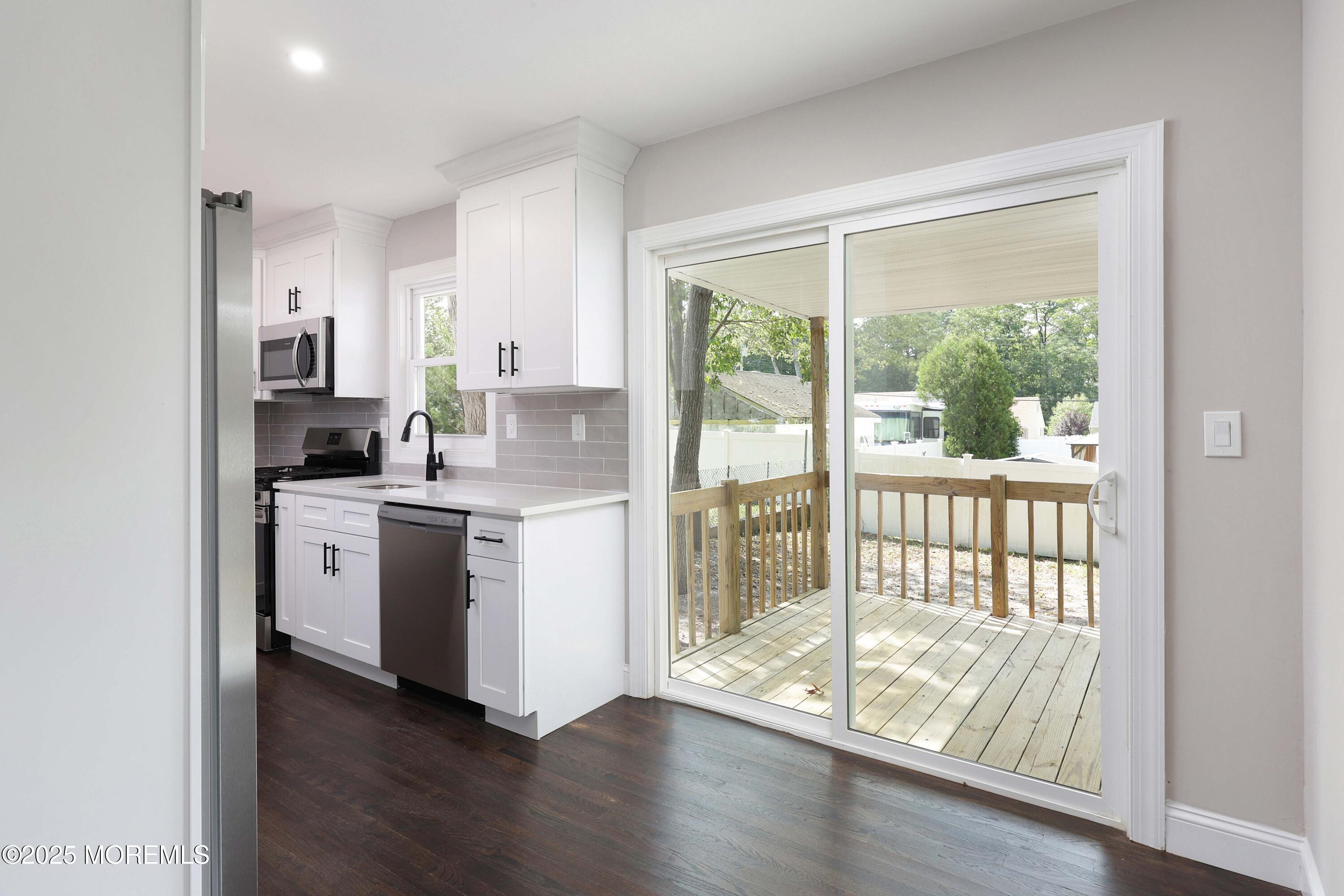 400 Surf Avenue, Beachwood, NJ, 08722 image 19