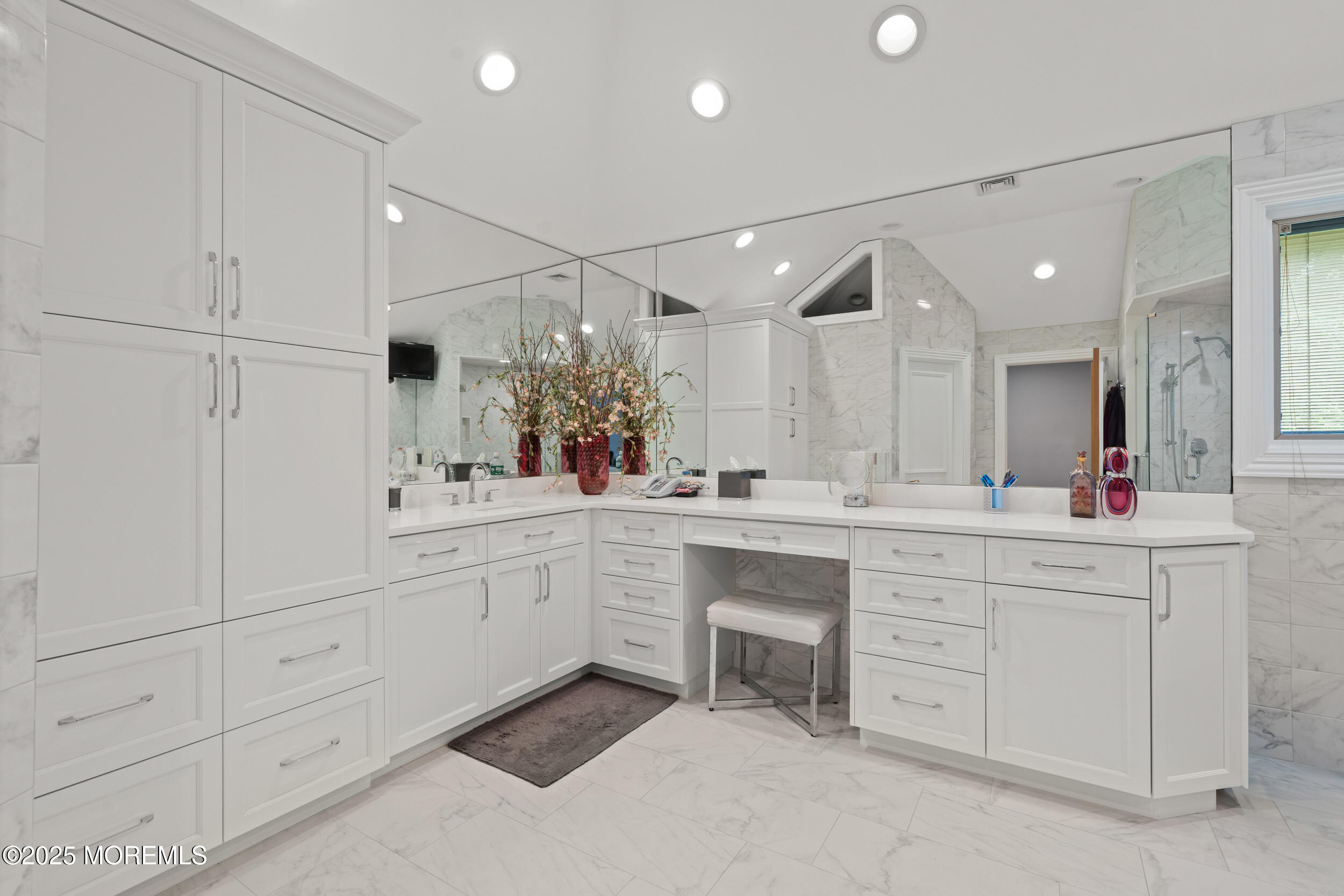 284 Park Avenue, Oakhurst, NJ, 07755 image 31