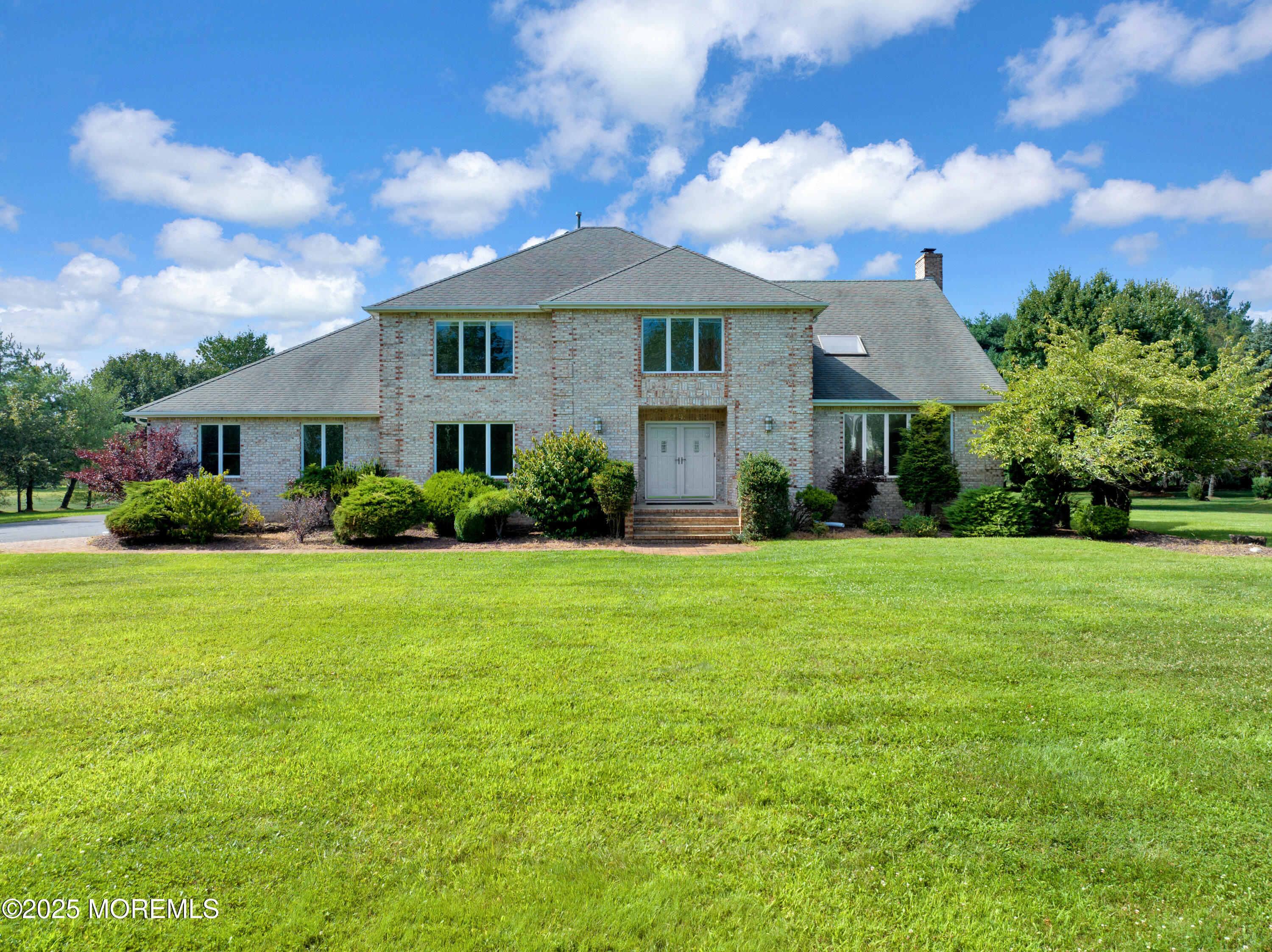 5 Tamar Court, Manalapan, NJ, 07726