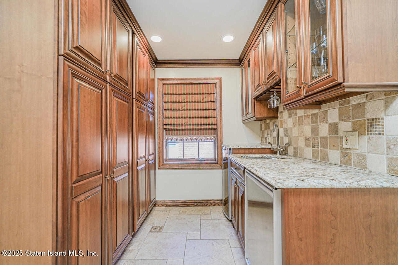 182 Benedict Avenue, Staten Island, NY, 10314 image 13
