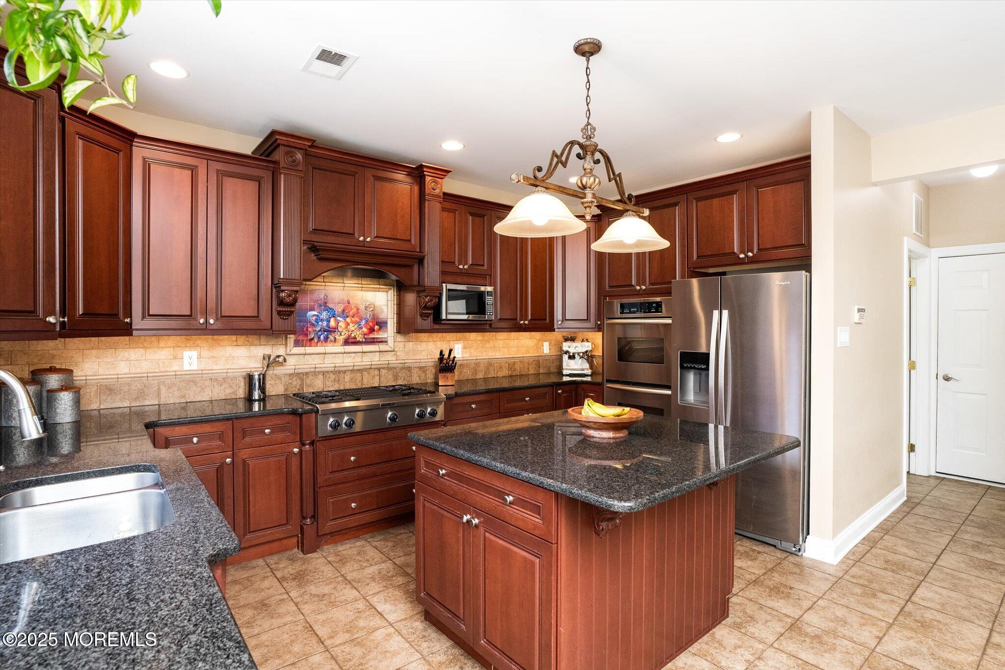 6 Sleepy Hollow Court, Allentown, NJ, 08501 image 10