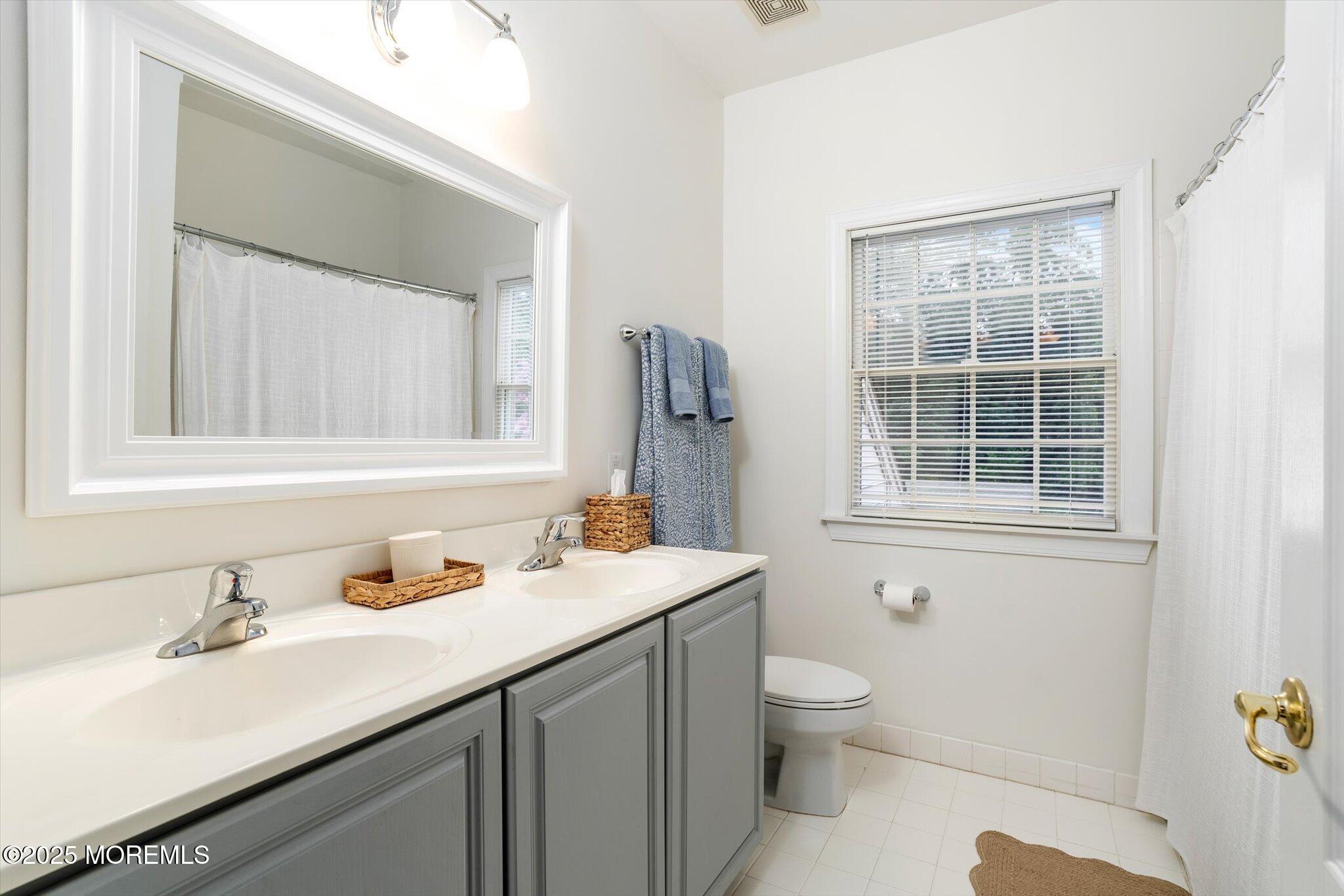 6 Sleepy Hollow Court, Allentown, NJ, 08501 image 29