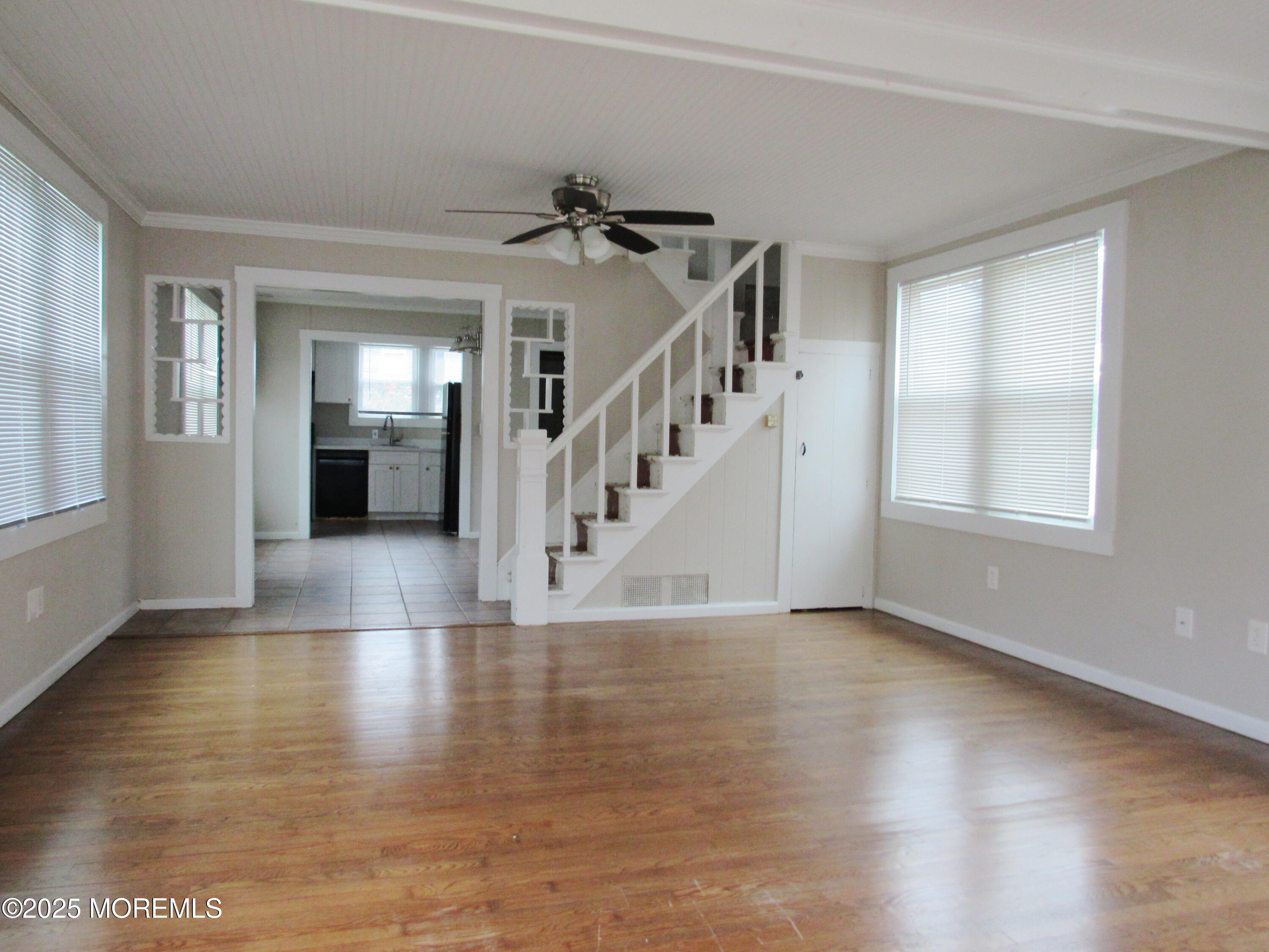 521 E Point Pleasant Avenue Image 3