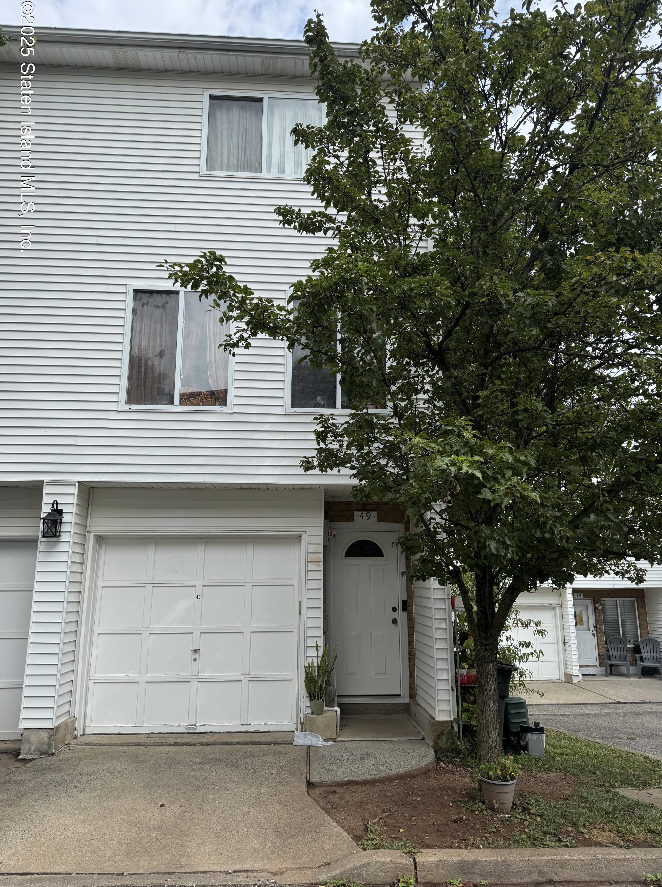 95 Jamie Lane, Staten Island, NY, 10312