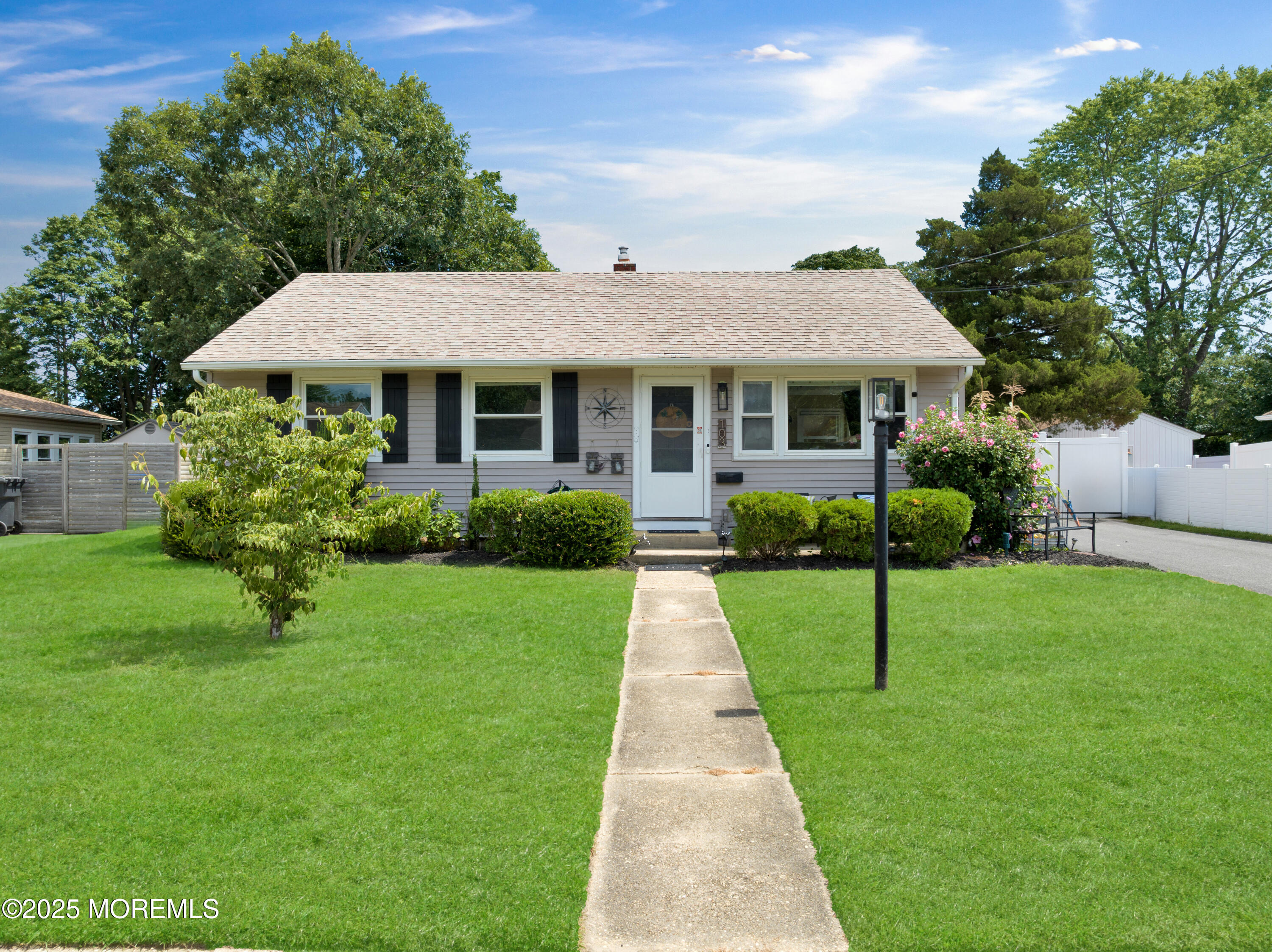 103 Dewey Street Image 2