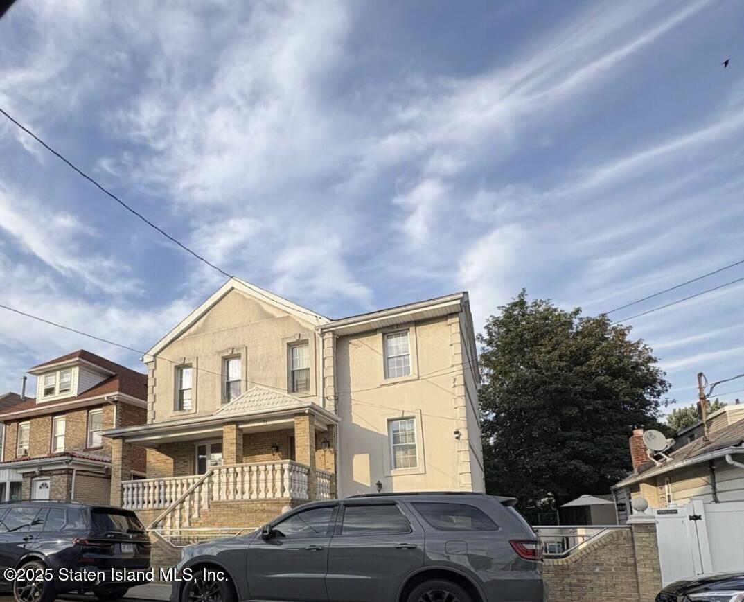 71 Windom Avenue Image 2