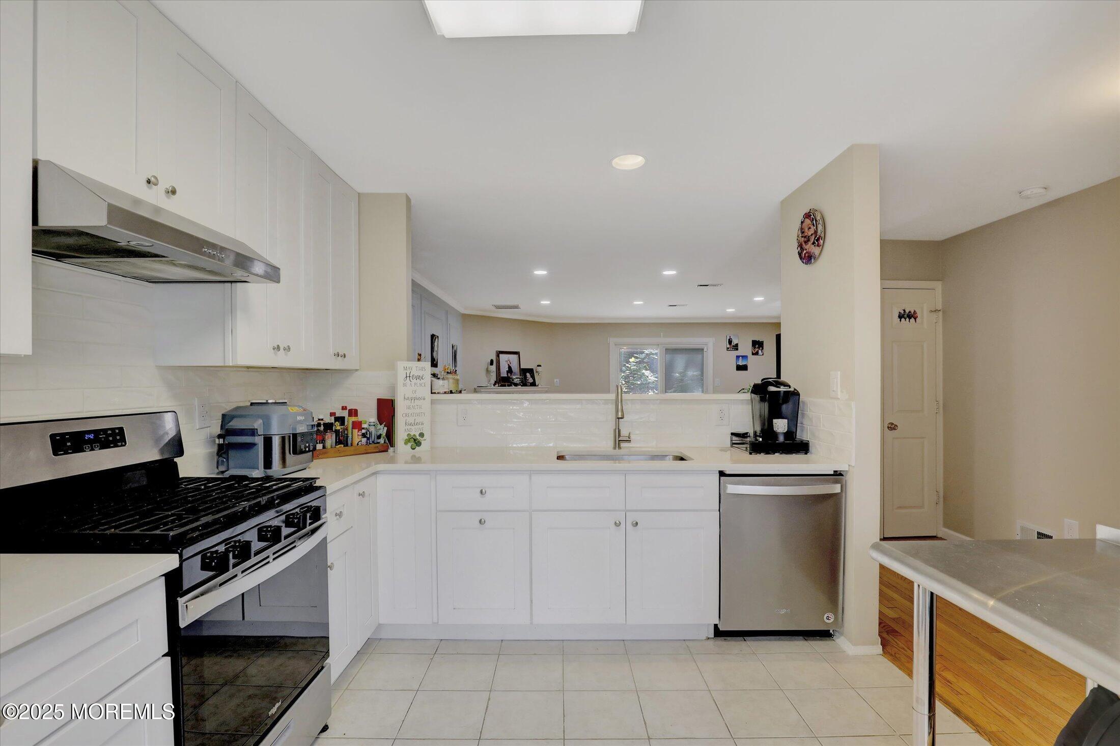 31 Lexington Court, Holmdel, NJ, 07733 image 7