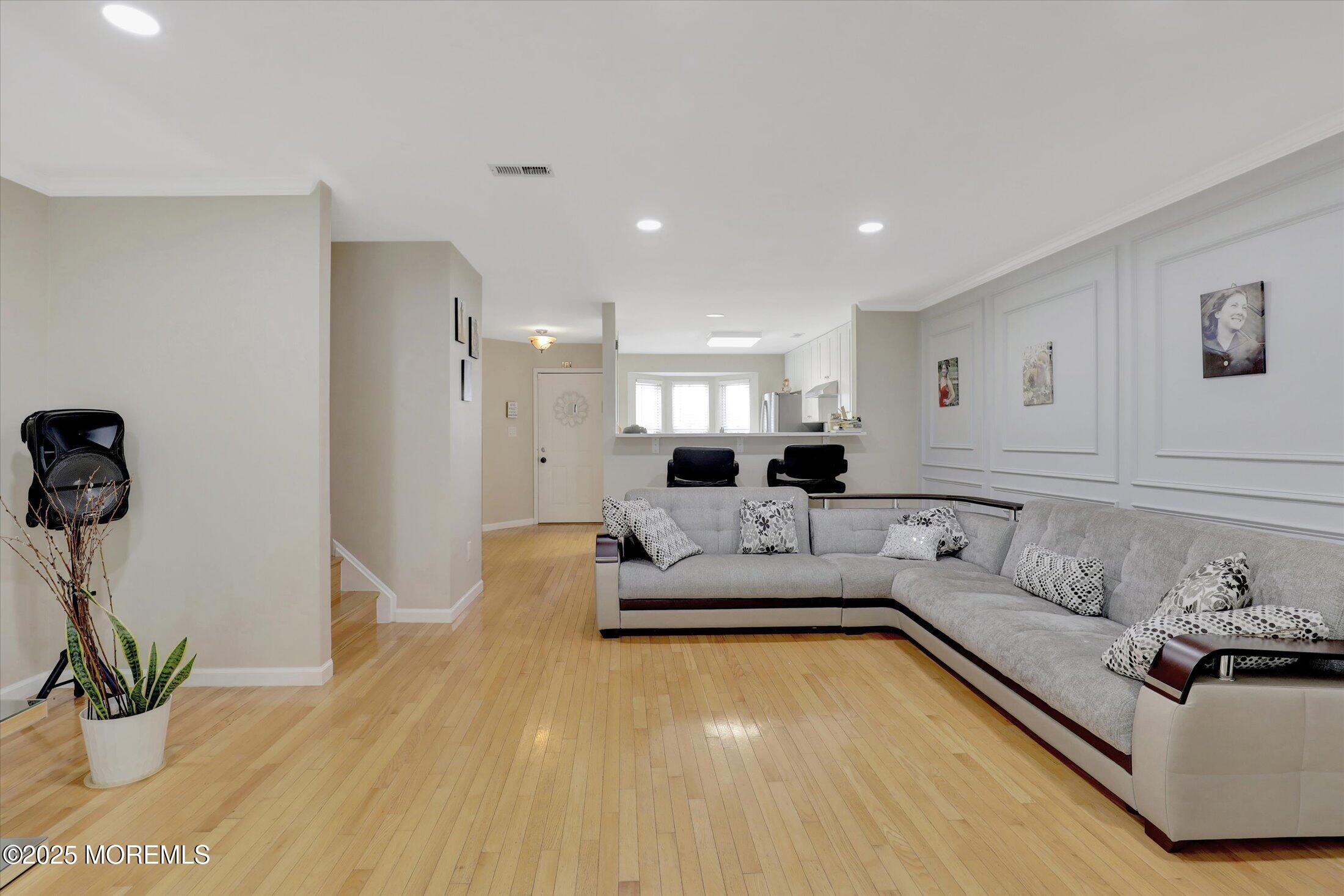 31 Lexington Court, Holmdel, NJ, 07733 image 13