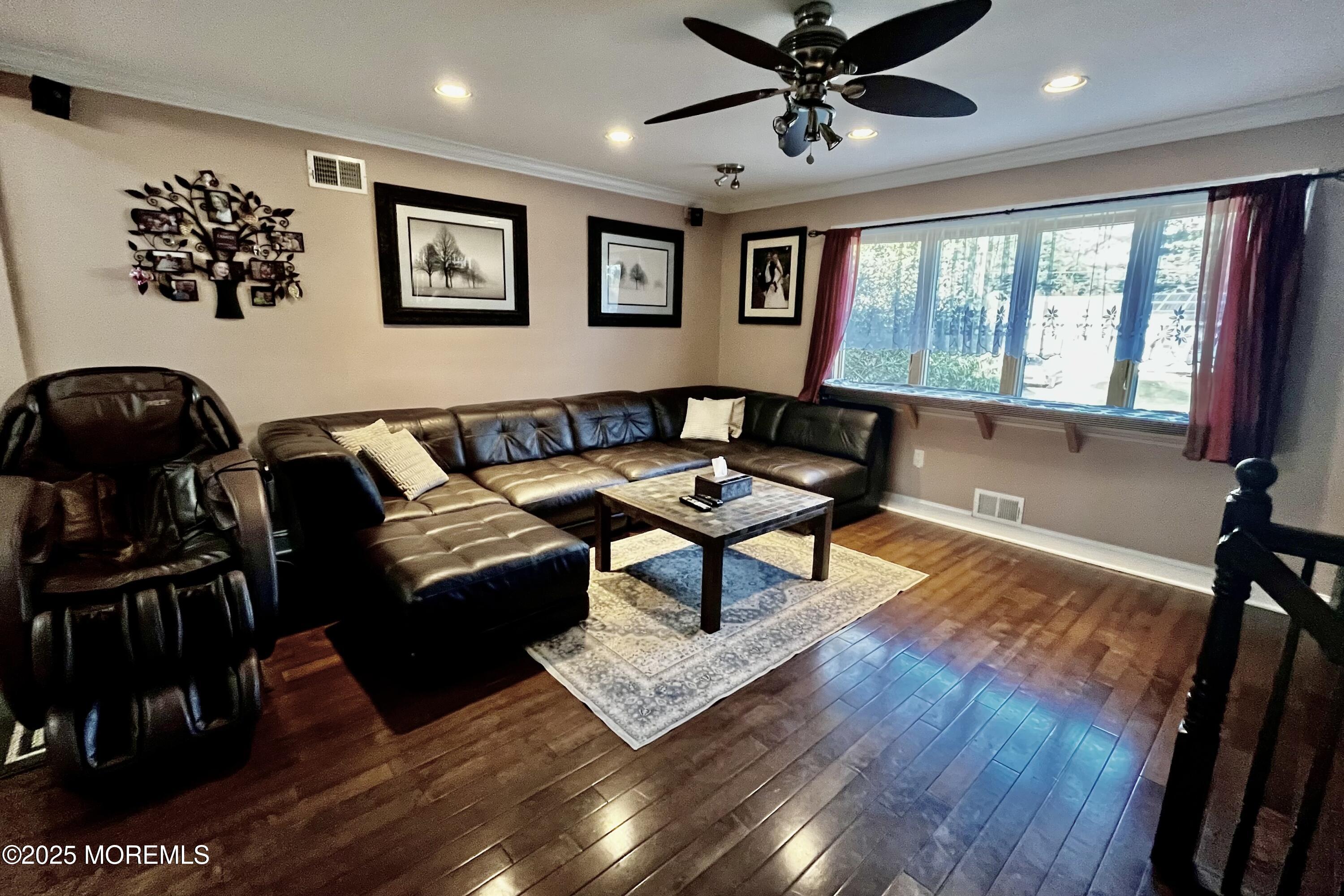 10 Dartmouth Drive Image 3