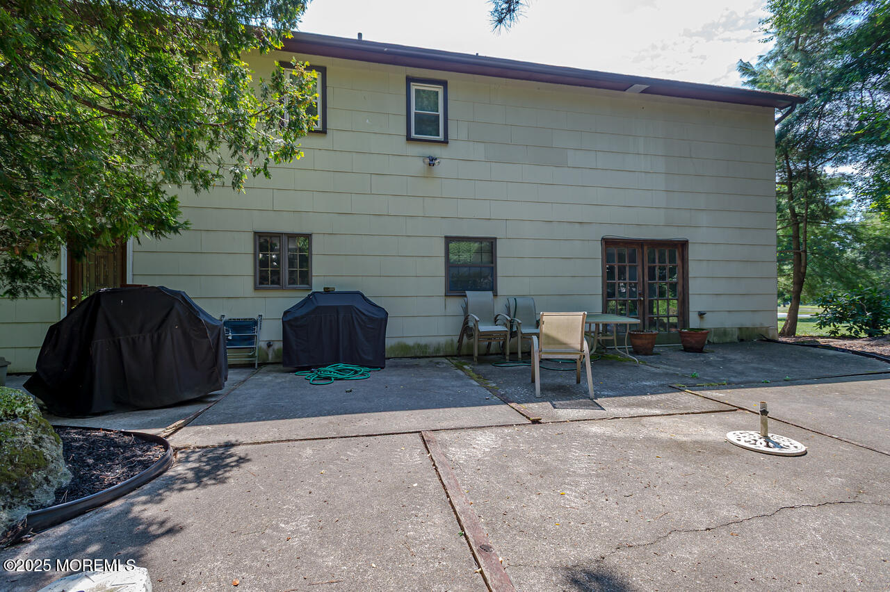 1 Sycamore Avenue, Freehold, NJ, 07728 image 12