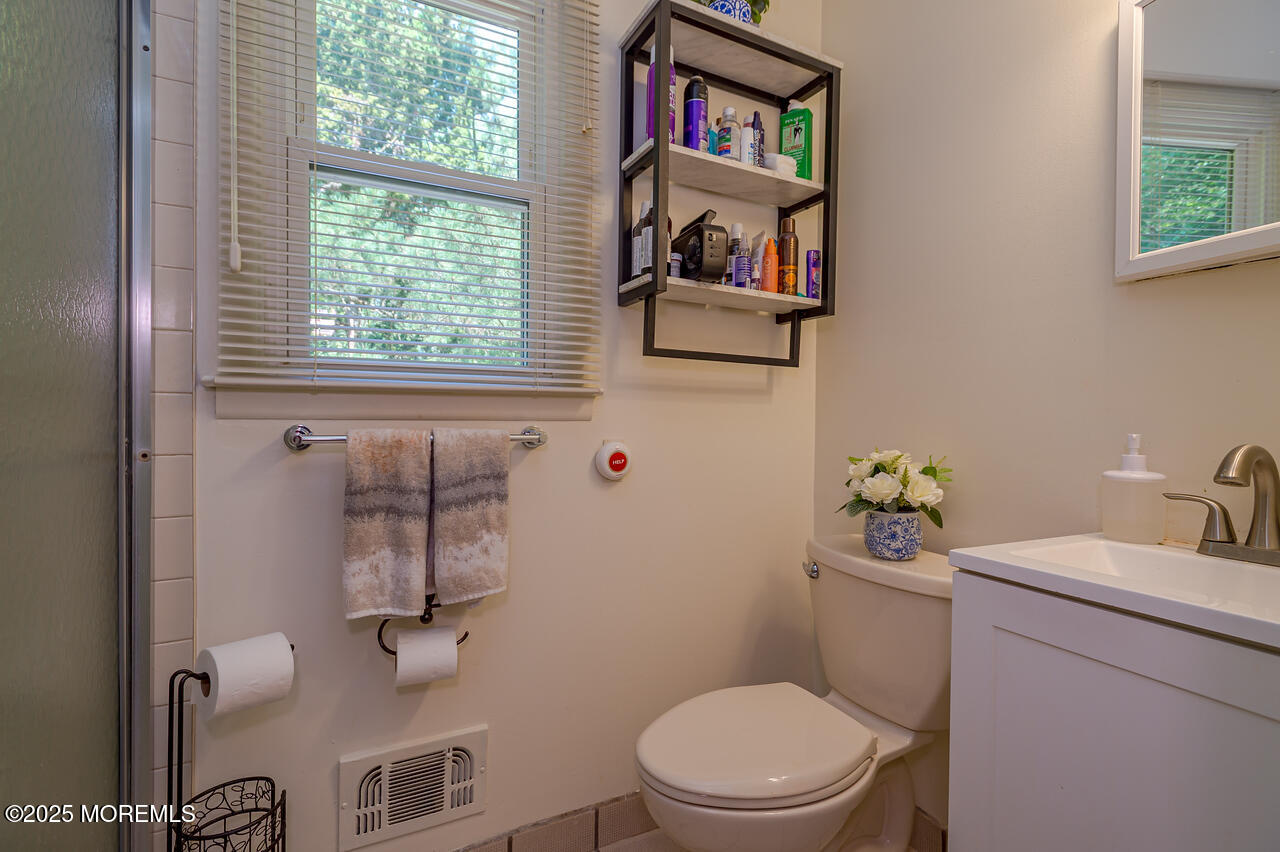 1 Sycamore Avenue, Freehold, NJ, 07728 image 26