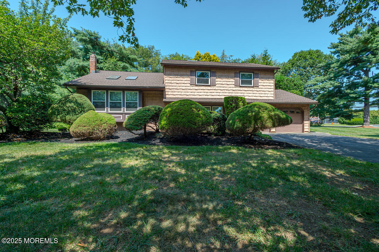 1 Sycamore Avenue, Freehold, NJ, 07728