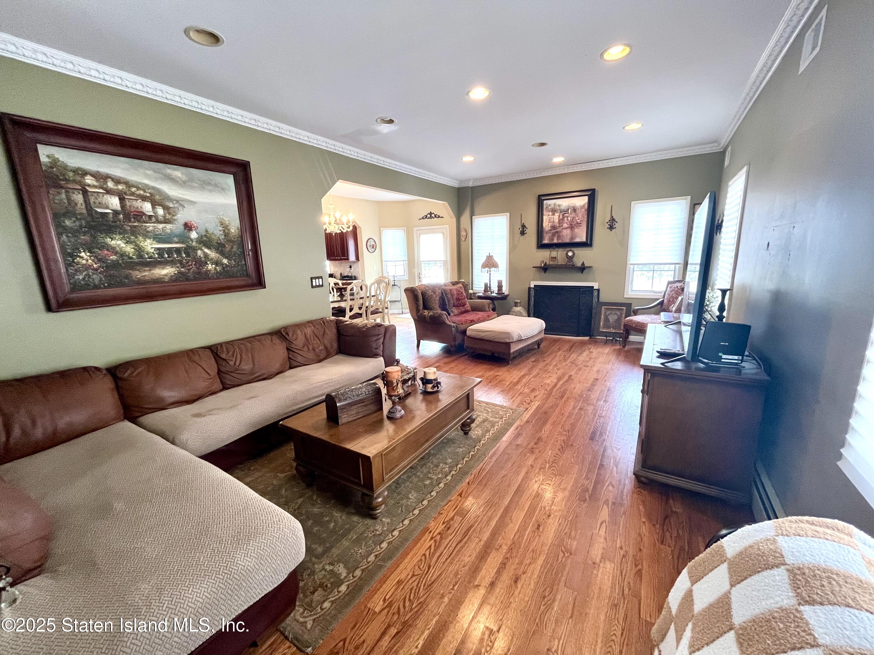 455 Darlington Avenue Image 5
